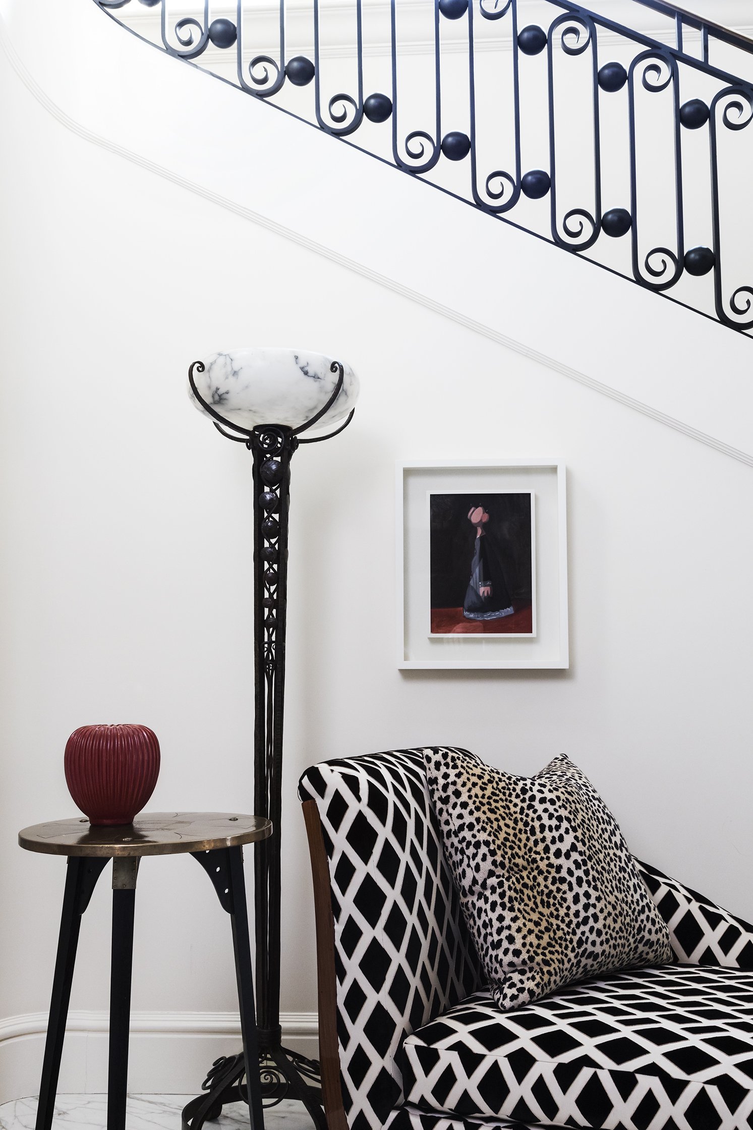 new-york-townhouse-2-stair-hall-02.jpg