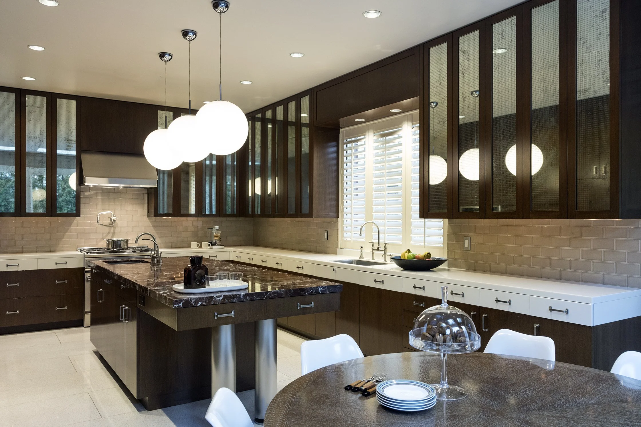 new-york-townhouse-2-kitchen.jpg