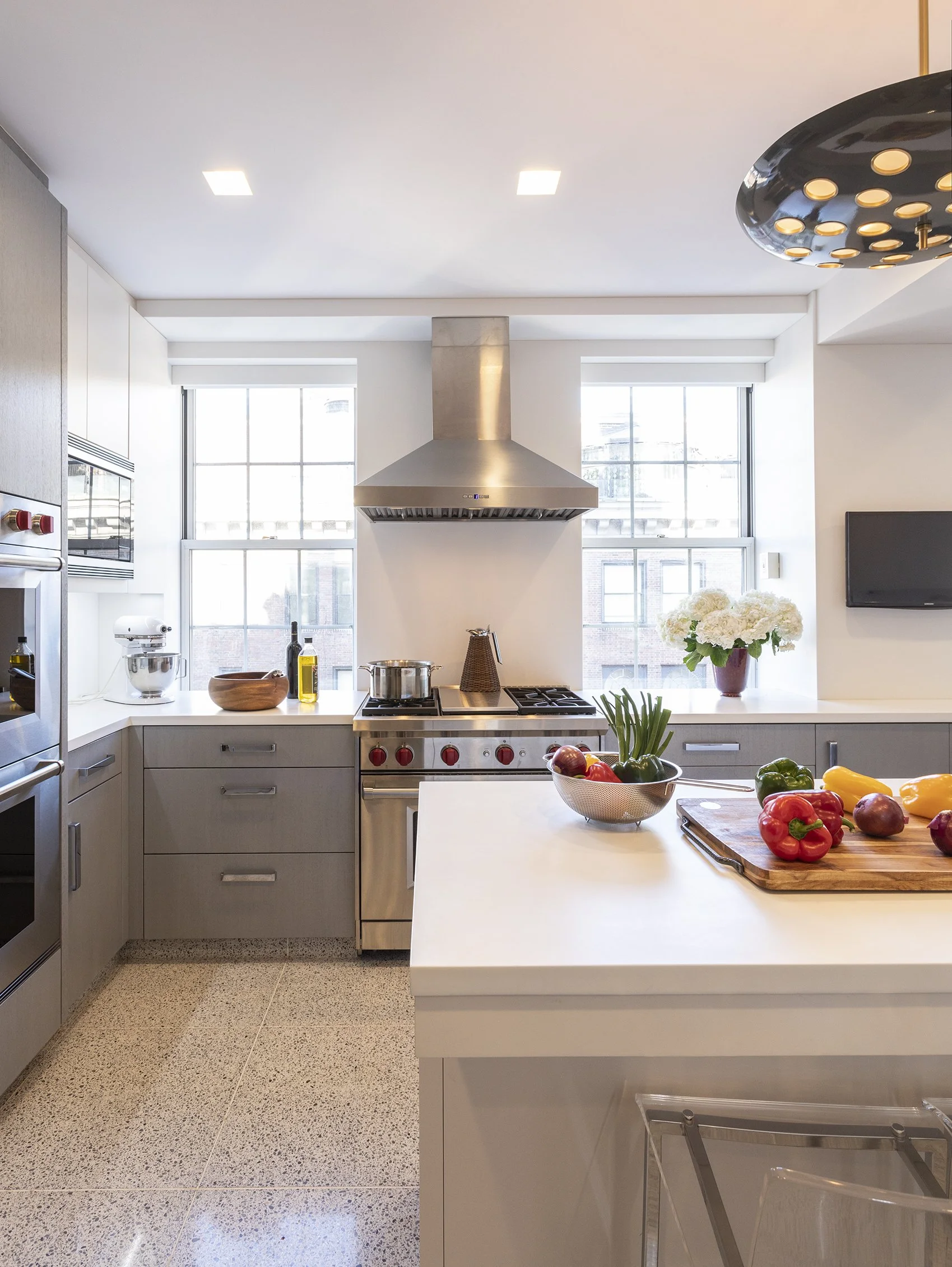 upper-east-side-pied-terre-kitchen.jpg