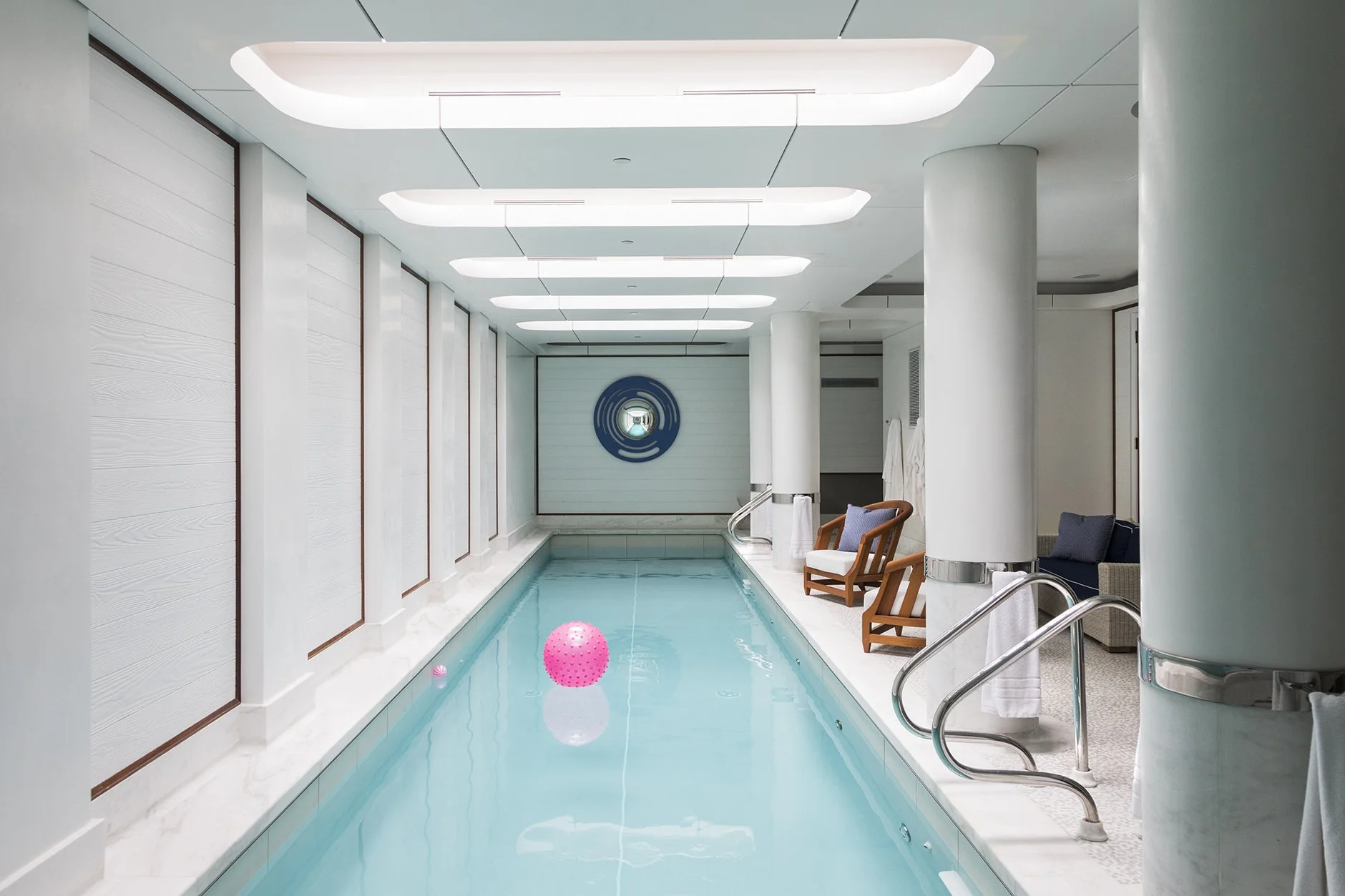 new-york-townhouse-indoor-pool-02.jpg