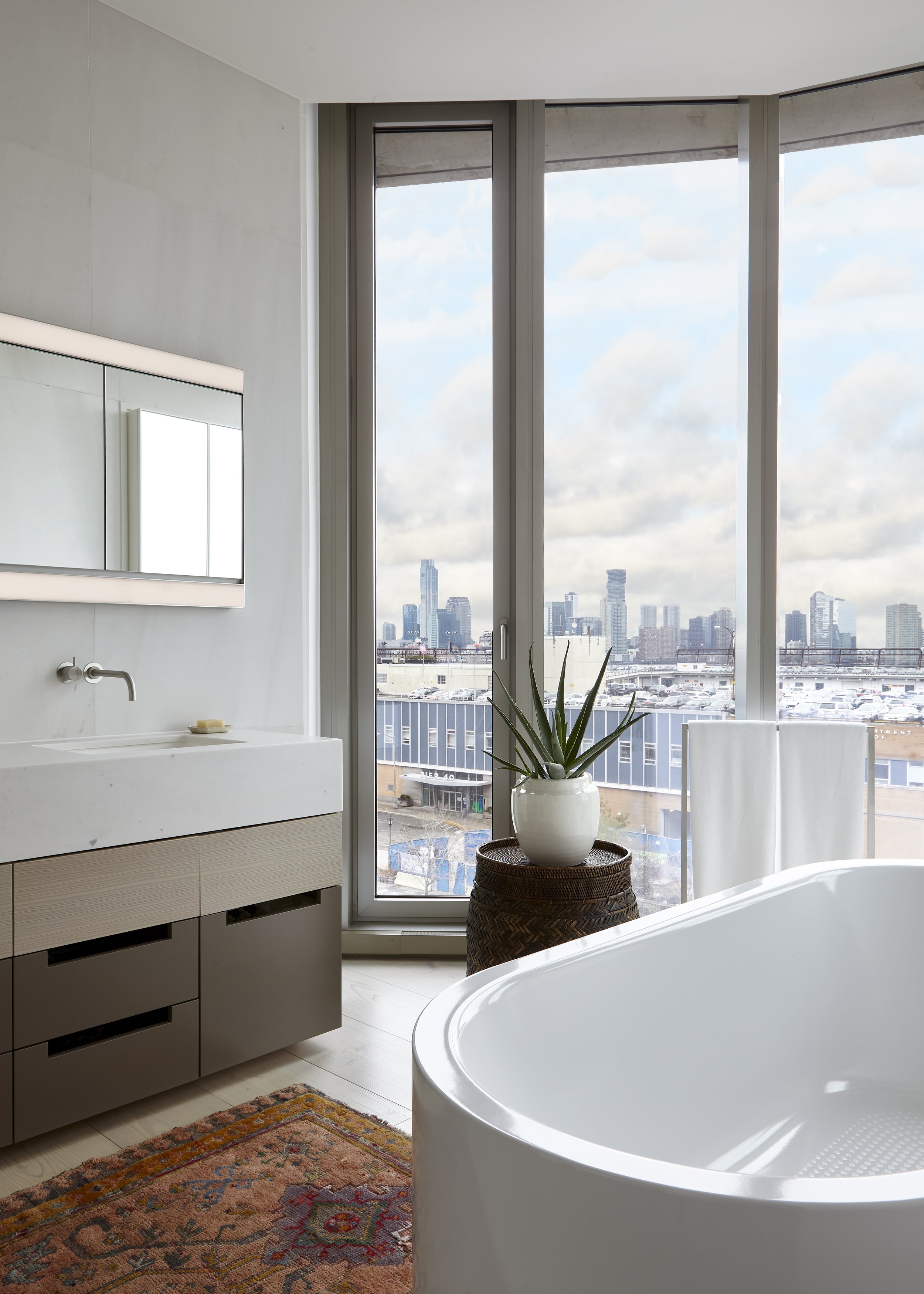 160-leroy-street-primary-bath.jpg