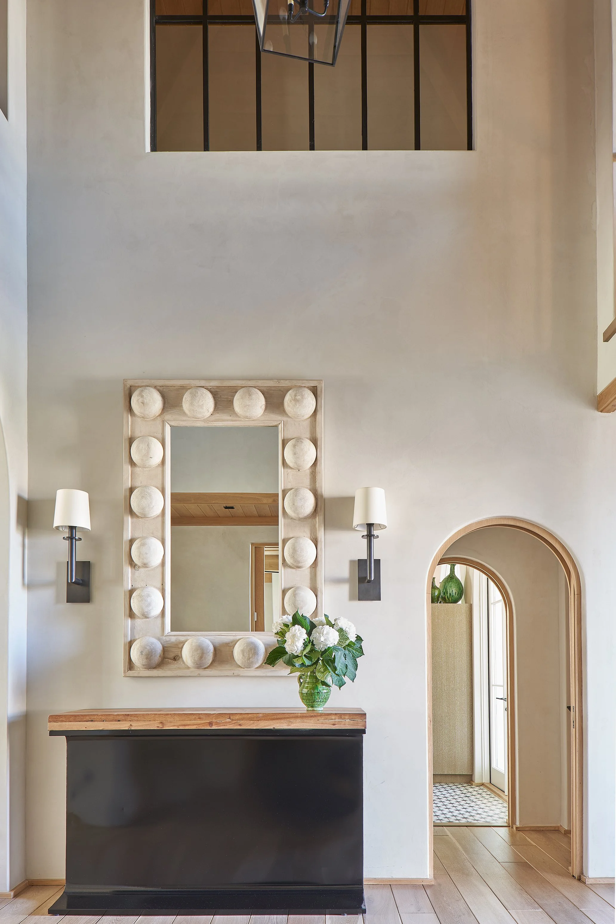 oceanfront-villa-entry-hall.jpg