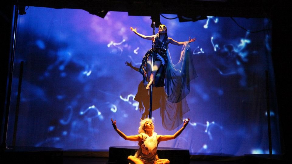 Kojiki by Tokyo Dolores, a performance inspired by the Japanese creation myth. Through movement, aerial performance, and visual imagery, the work explores the relationship between humanity, nature, and the invisible forces that shape the world.