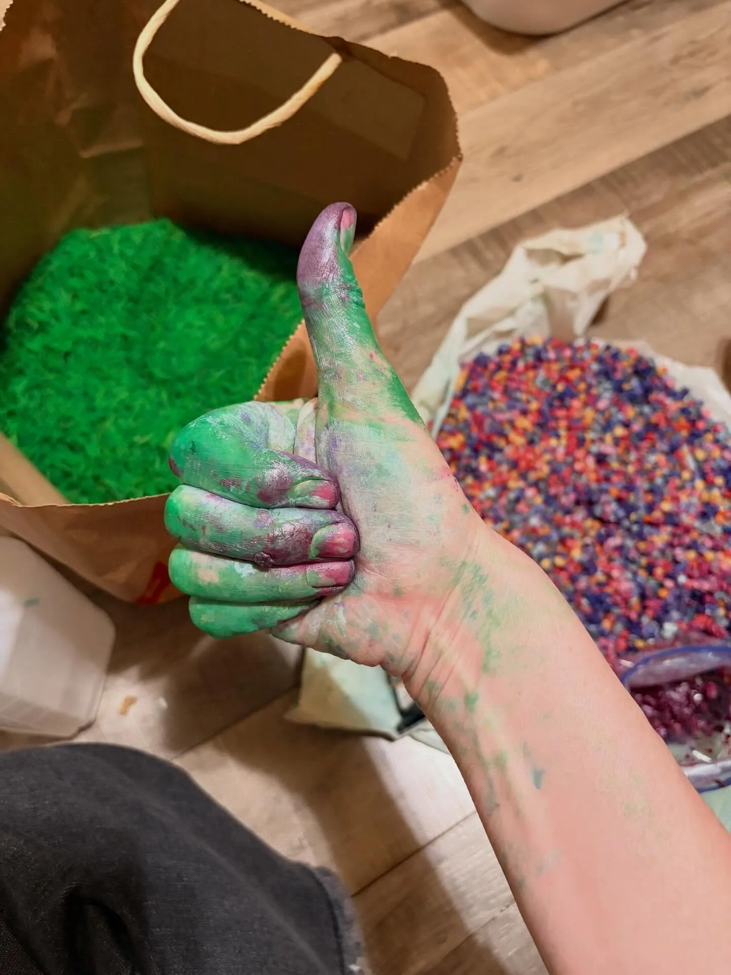 We can&rsquo;t wait for the first class in our new studio! Monday at 10:00 am for toddler sensory and creative play. The theme is Spring!

#scribbles #goodmessyfun #processart #sensoryplay #creativeplay
