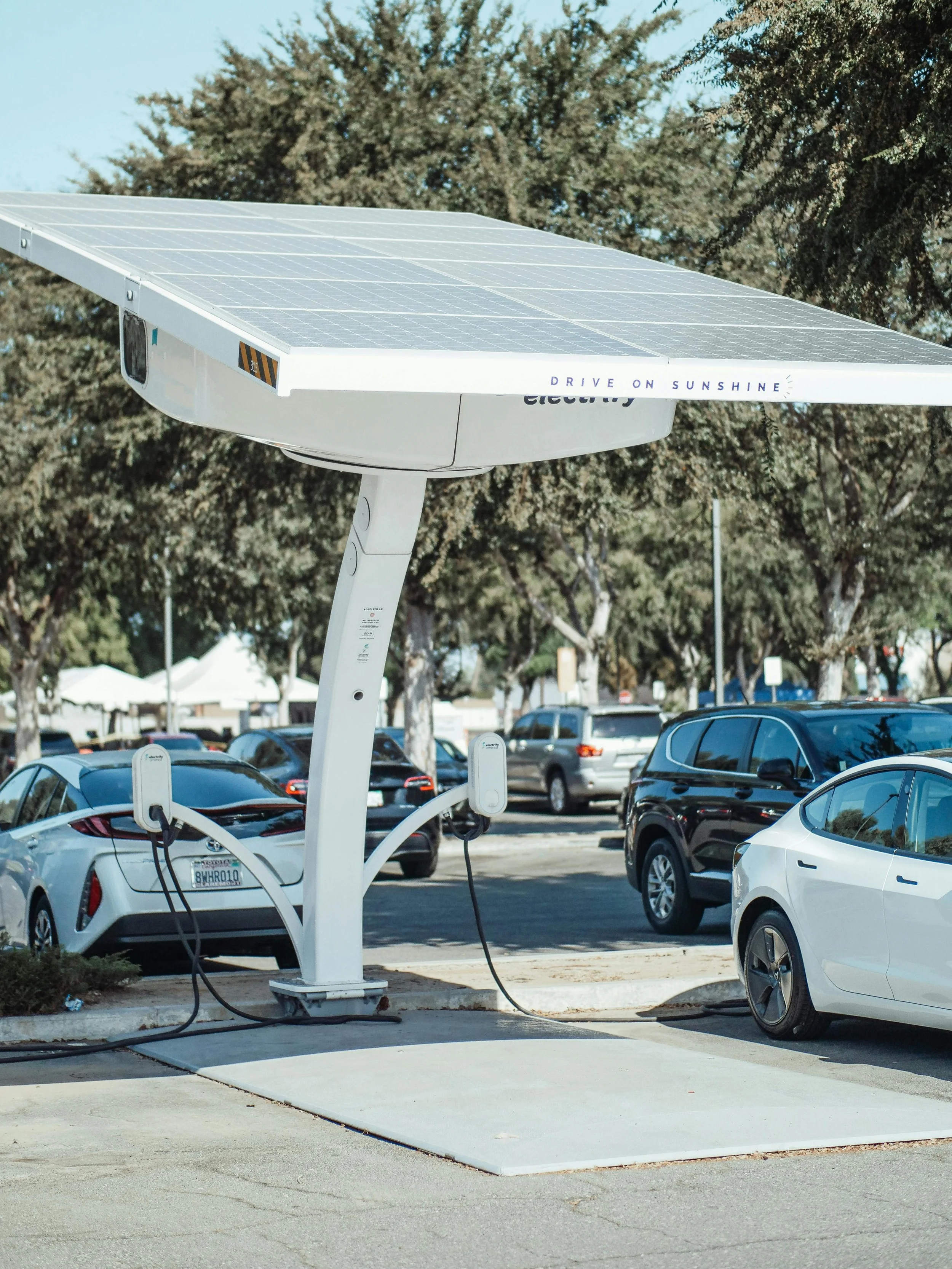 How Businesses Can Attract More Customers with On-Site EV Chargers