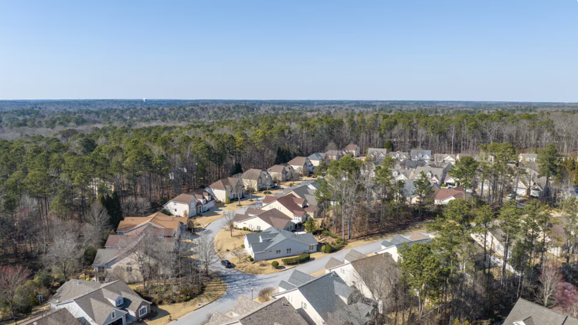 Seasonal Living in Peachtree City, GA
