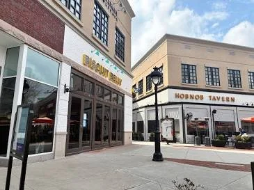 Fast food restaurants along a commercial corridor in Peachtree City, GA