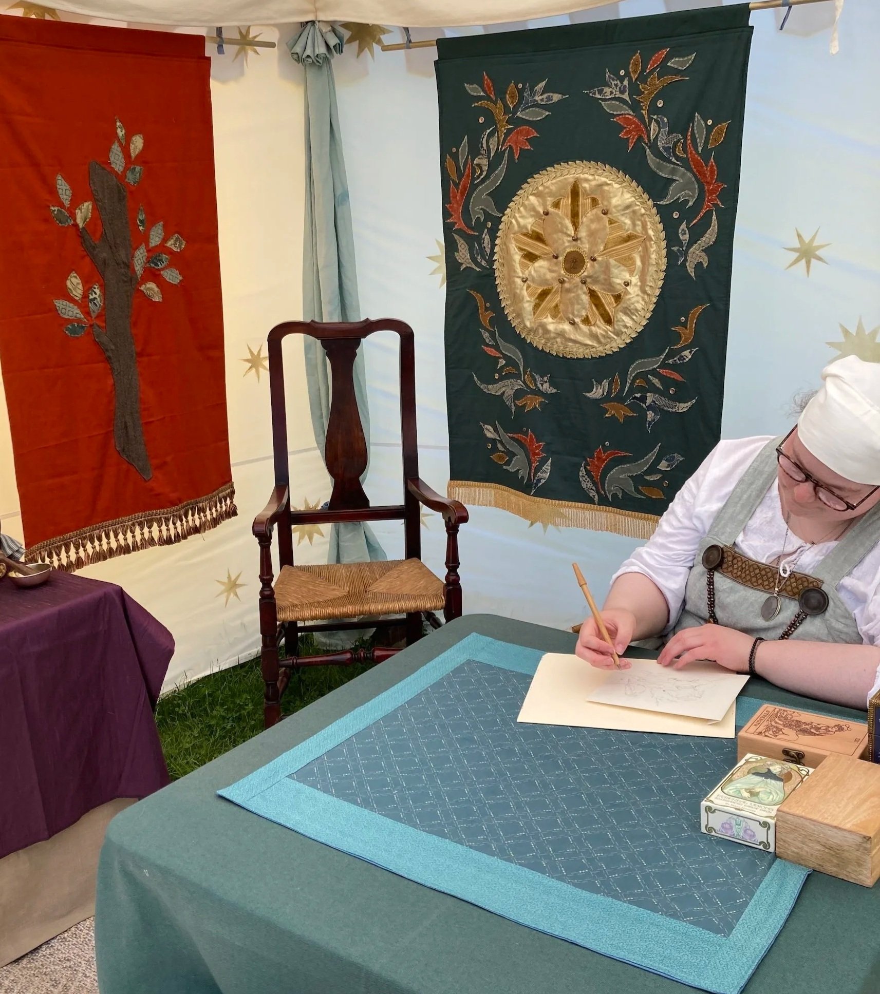 Elizabeth_s+Tent+with+Handmade+Tapestries.jpg