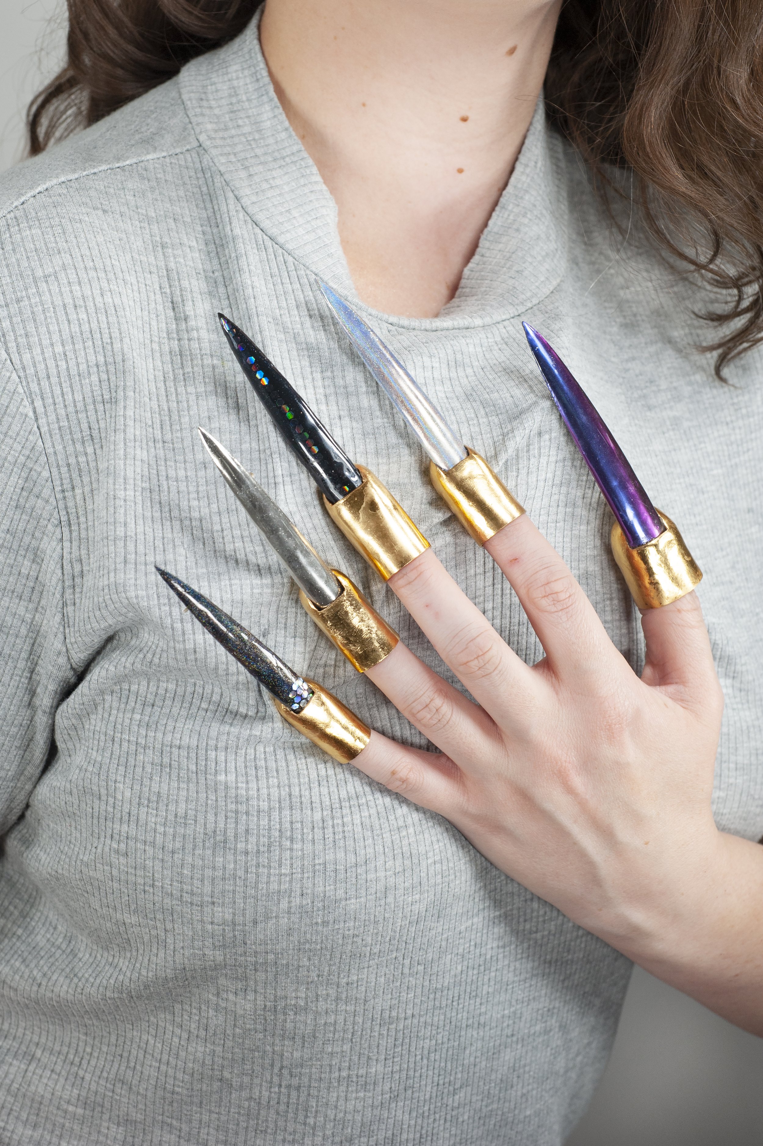 darrouzet_goldennails2.jpg
