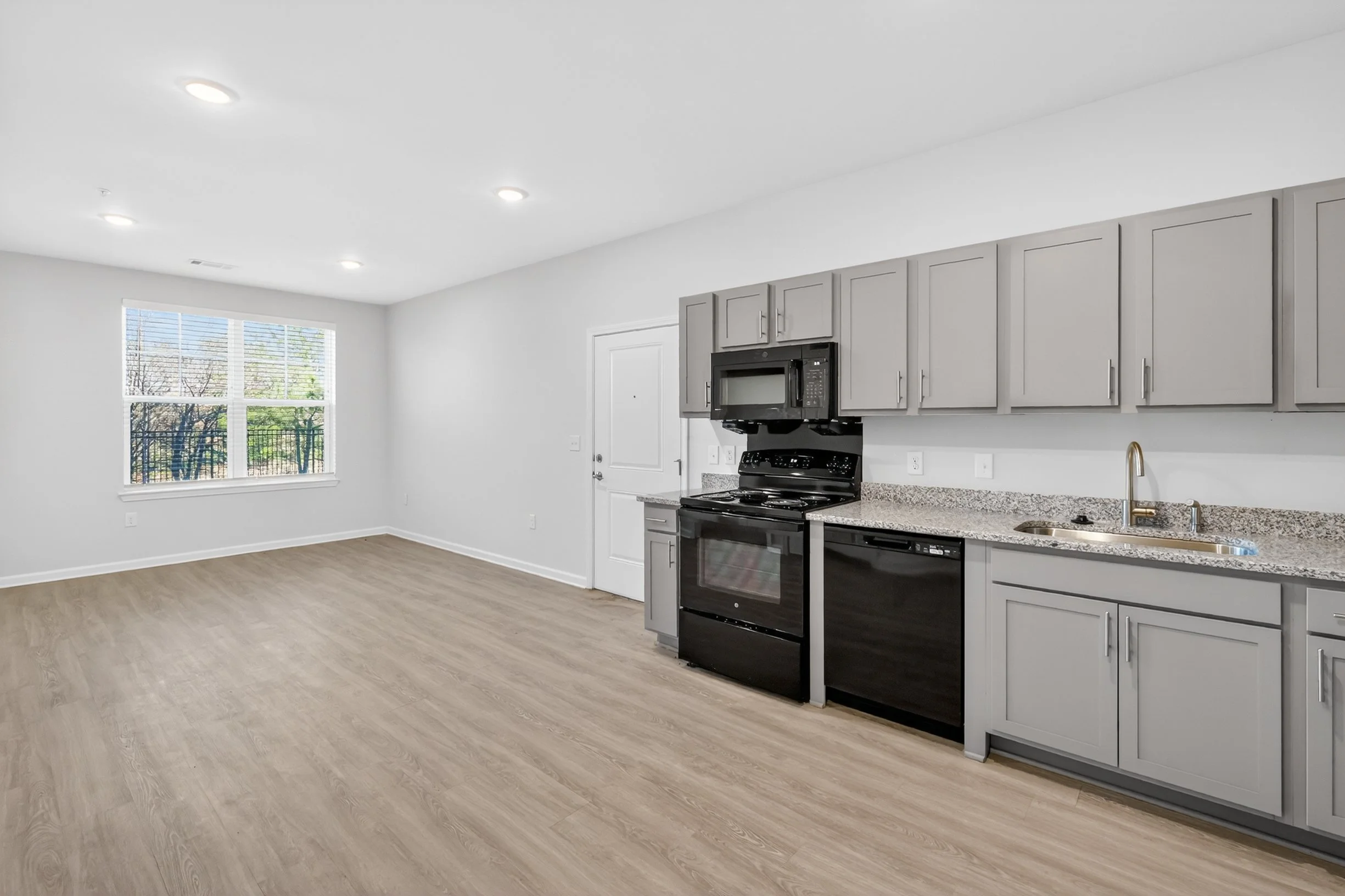 Brownsville (WEB) (1-BED) (4 of 11).jpg