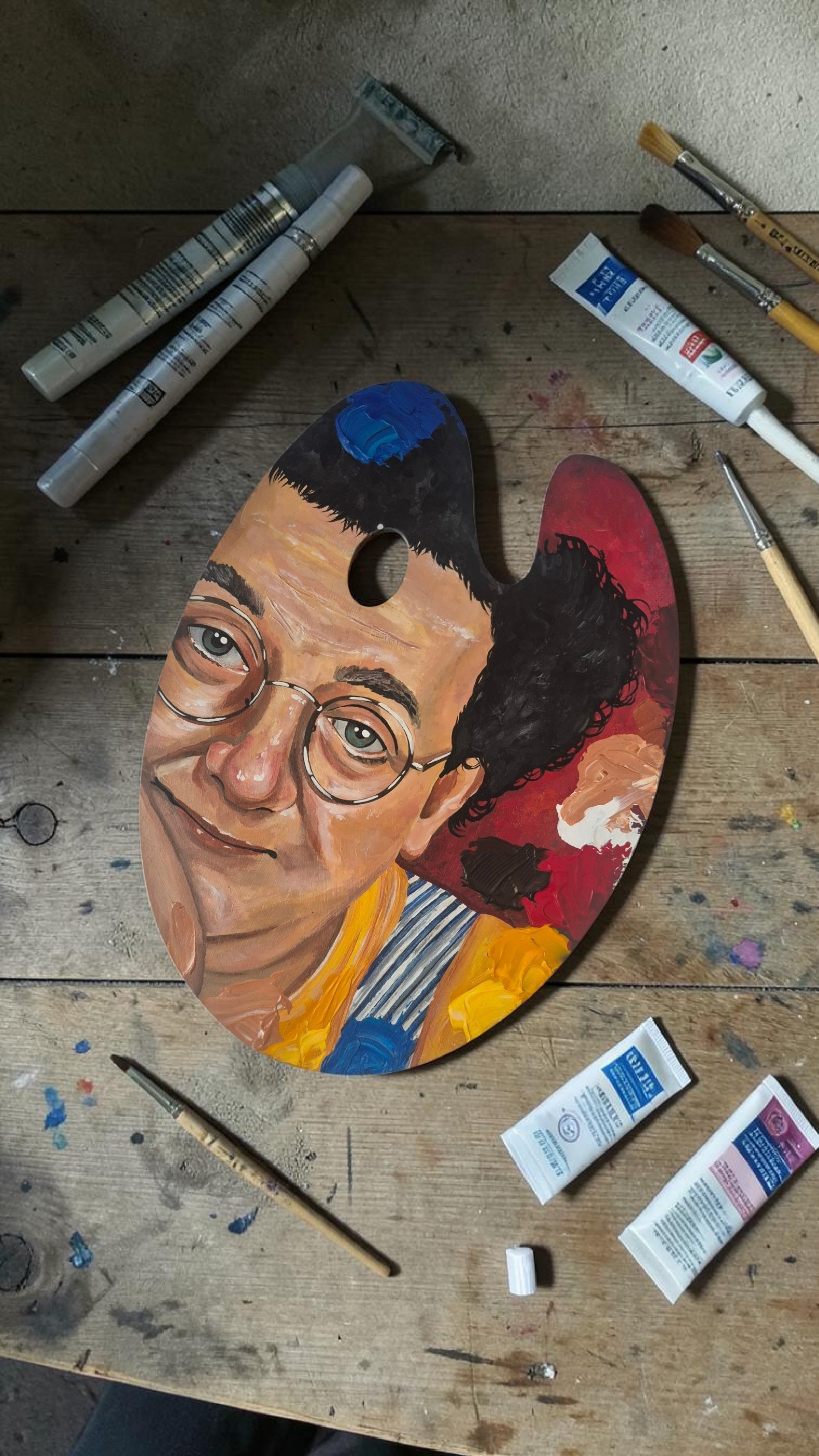 Palette artistique – Pièce unique inspirée de Coluche