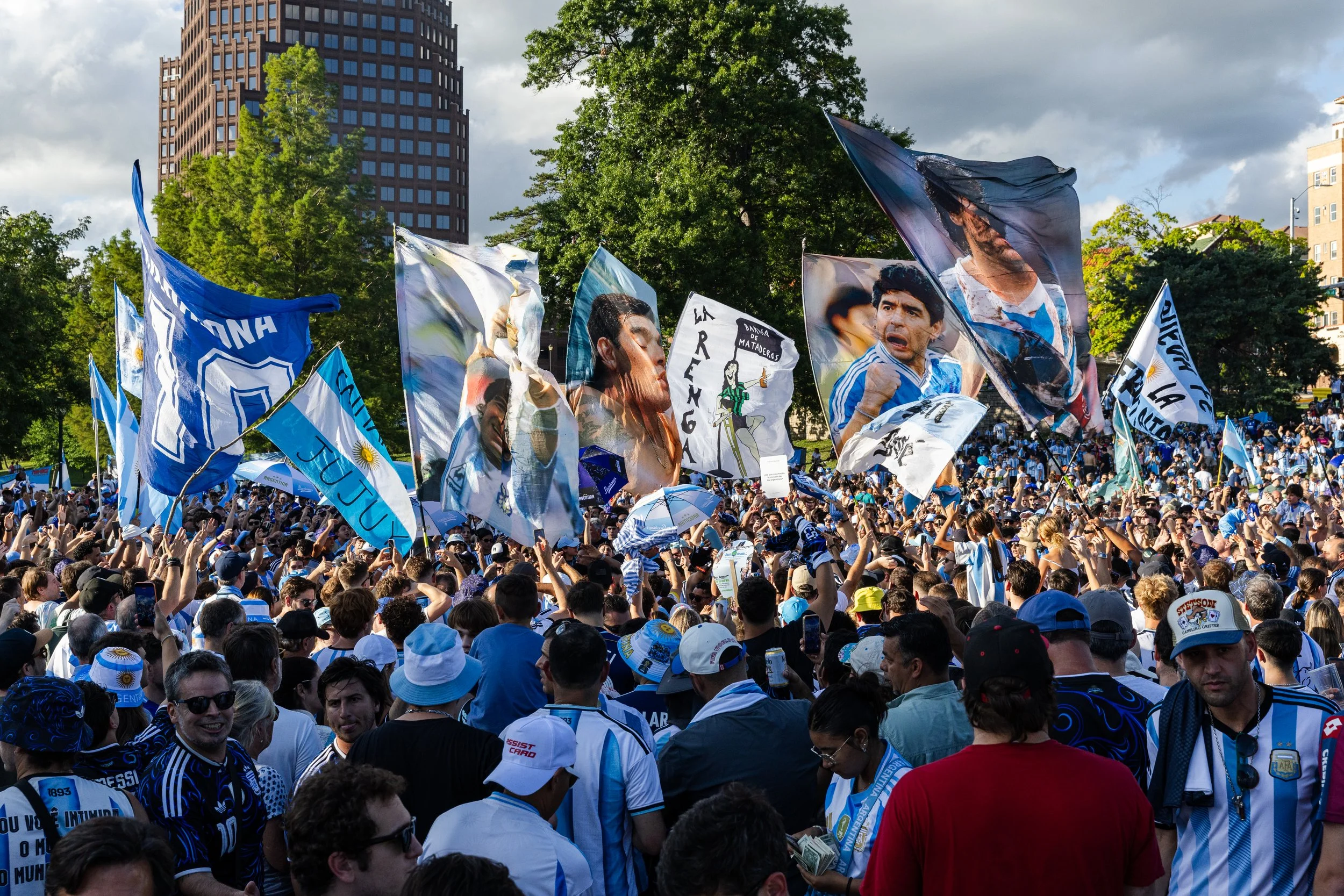 20260710_FanRally_1412-2.jpg