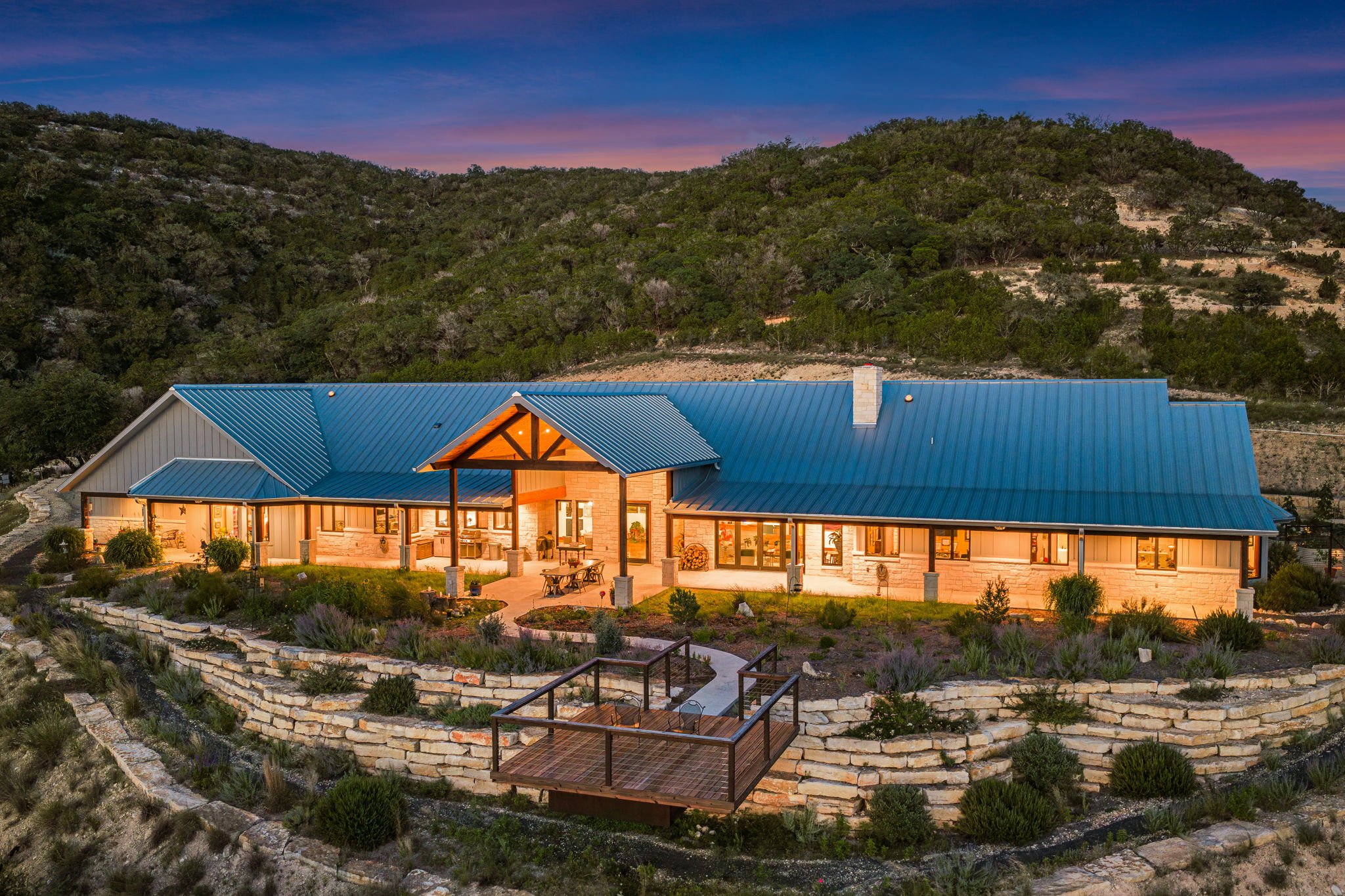 Home-MedinaTexas-Large-CustomBuild.jpg