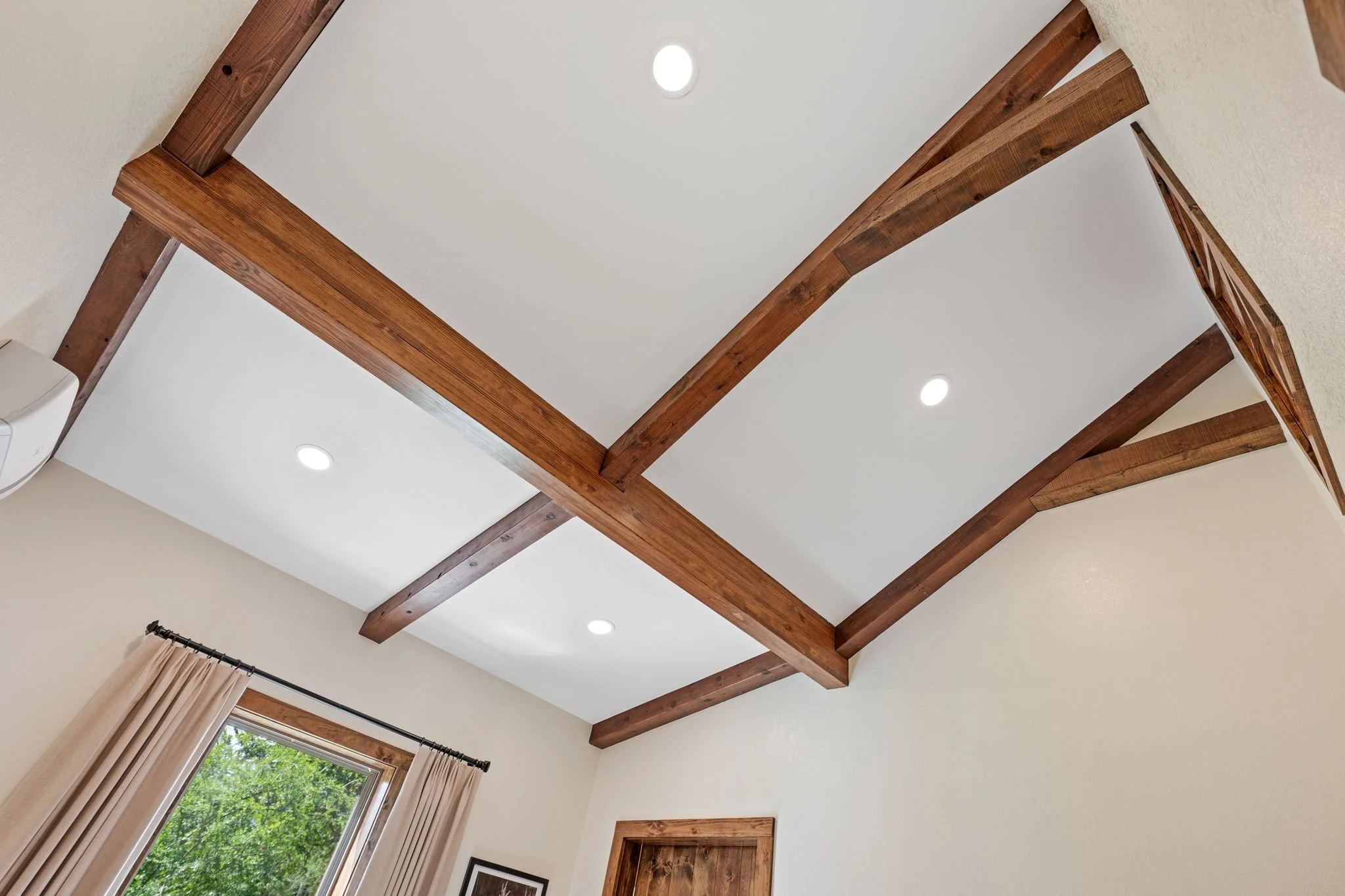 CustomHome_Details_SpecialProjects_MedinaTexas_5.jpg