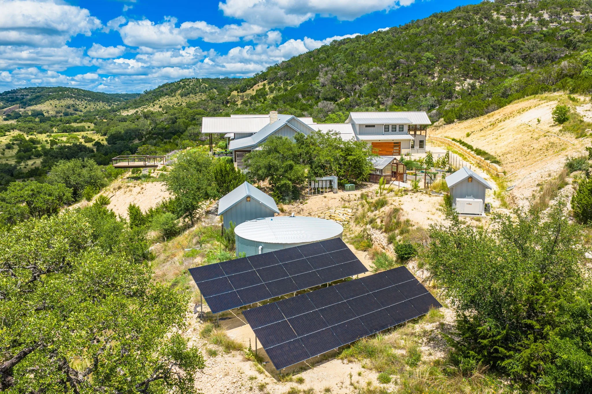 GreenCustomProject_MedinaTexas_1.jpg