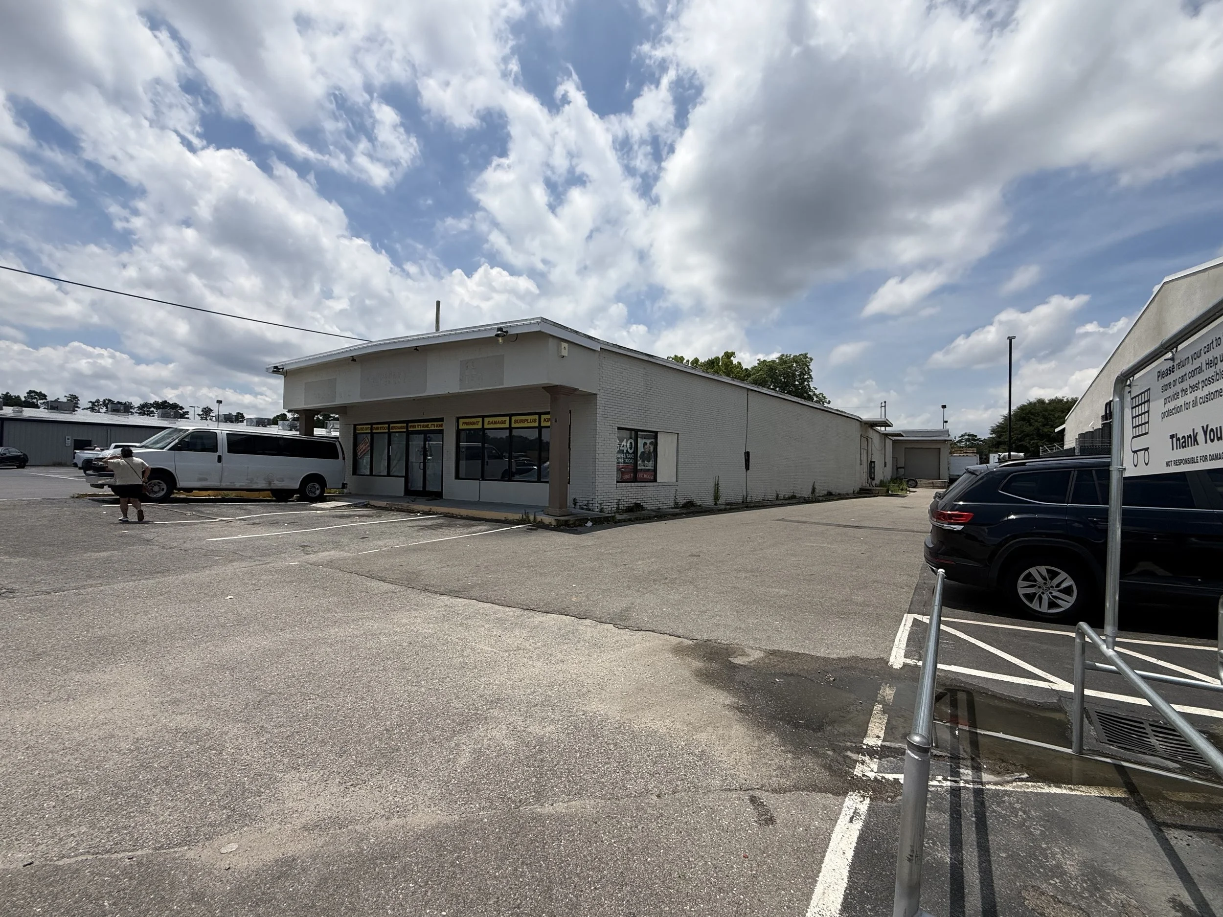 48 S Kerr Ave, For Lease 