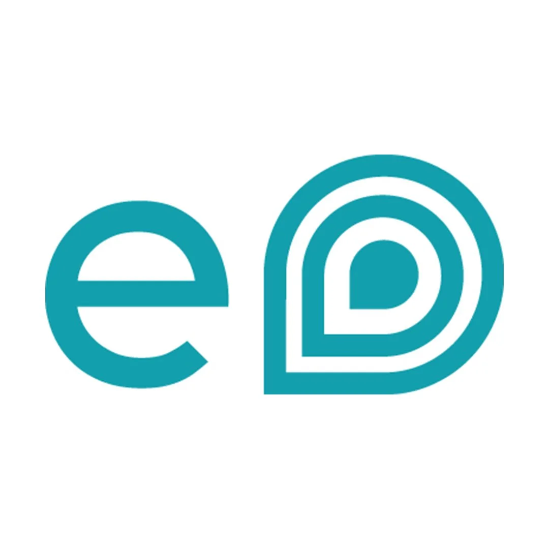 Stylized blue lowercase 'e' and 'd' with a geometric, layered design on a white background.