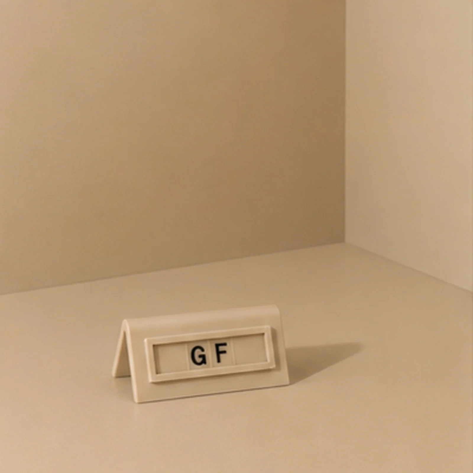 Last_Sign_Mini_Creamy_Khaki.jpg