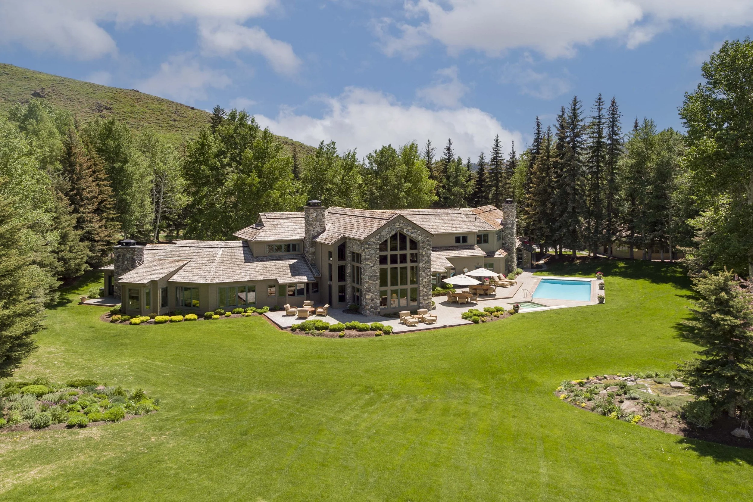 13505 HWY 75 - Aerial - 405-Edit.jpg