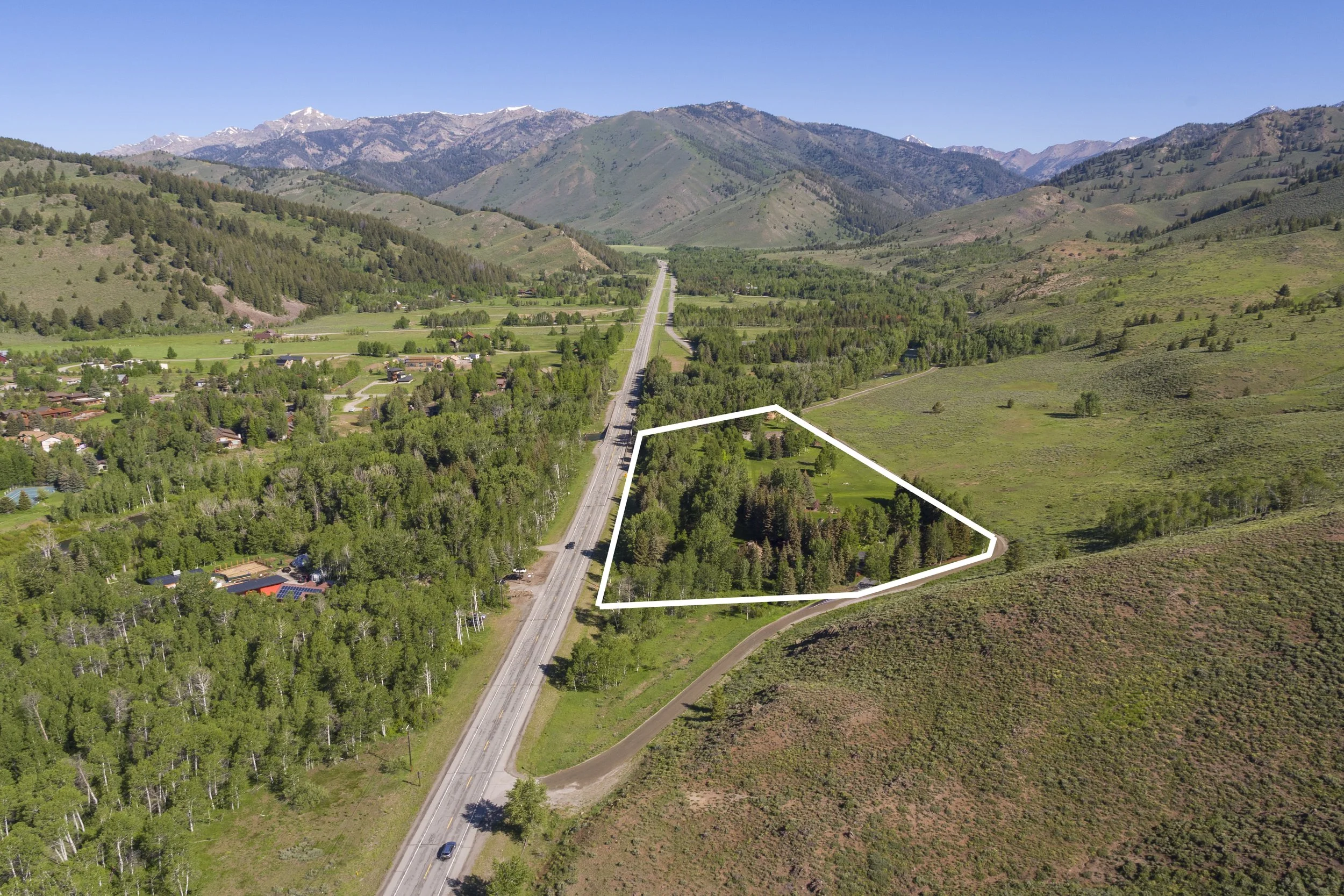 13505 HWY 75 - Aerial - 281-Edit.jpg