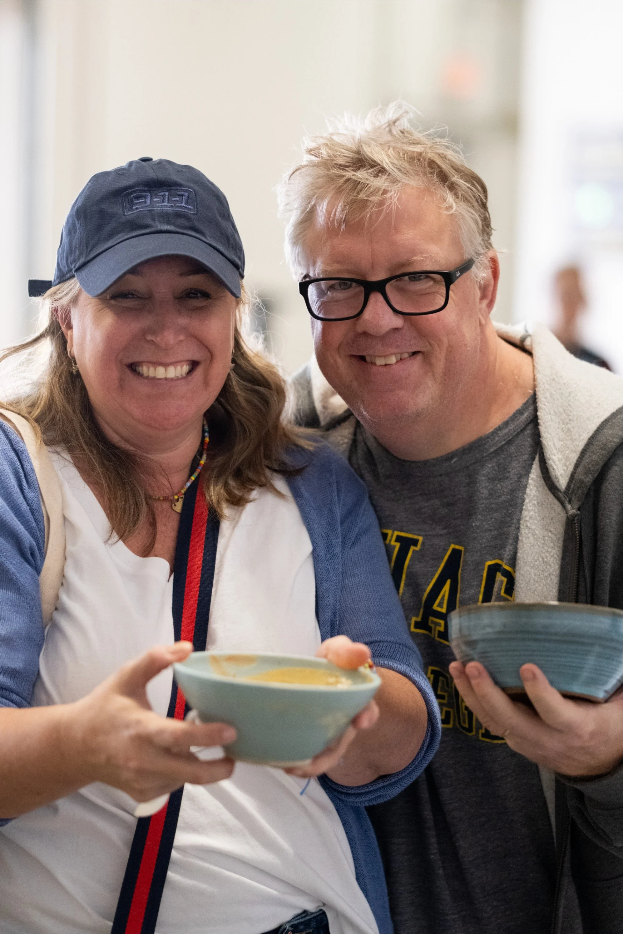 picking out bowls 9.jpg