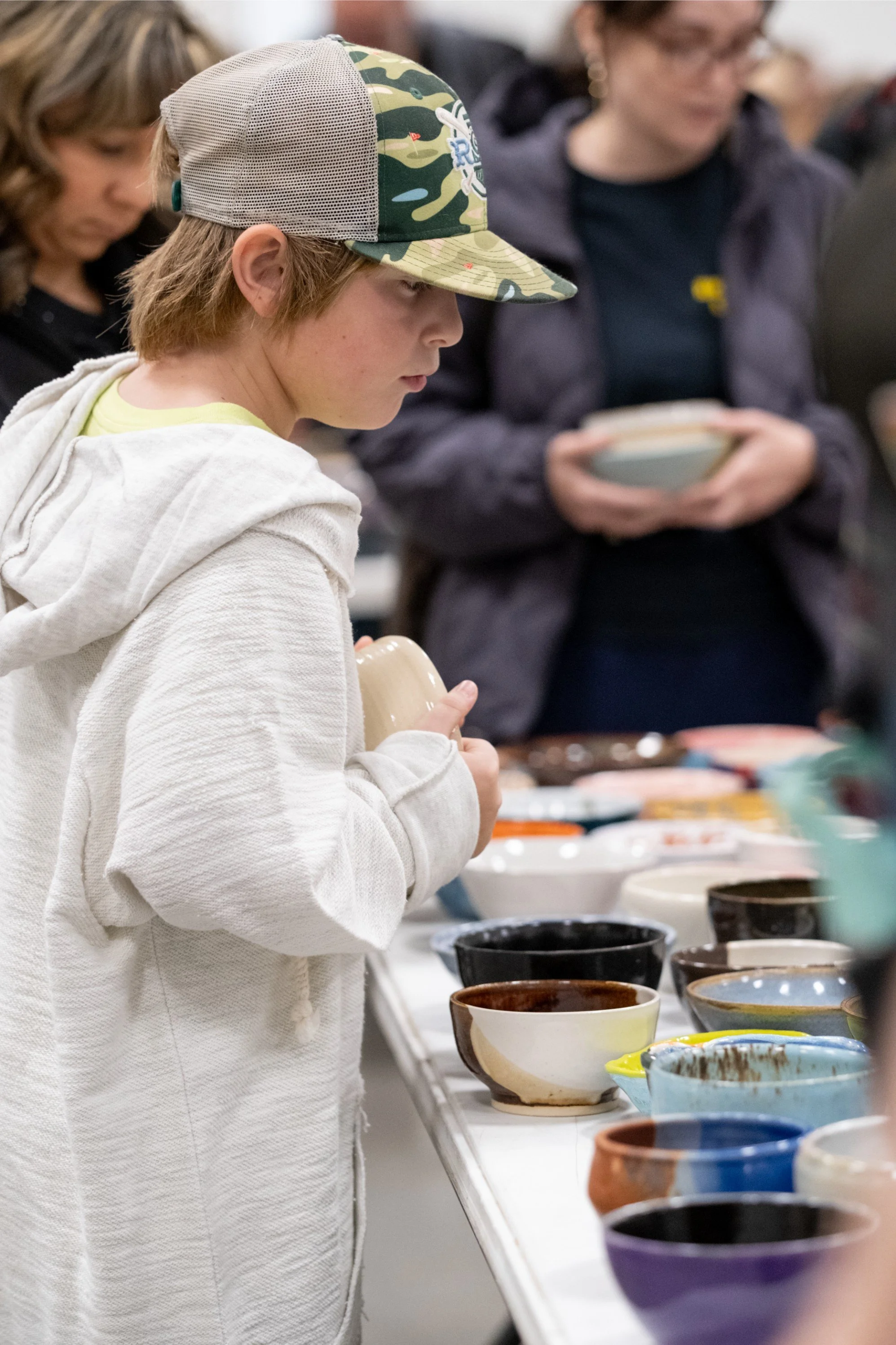 picking out bowls 11.jpg