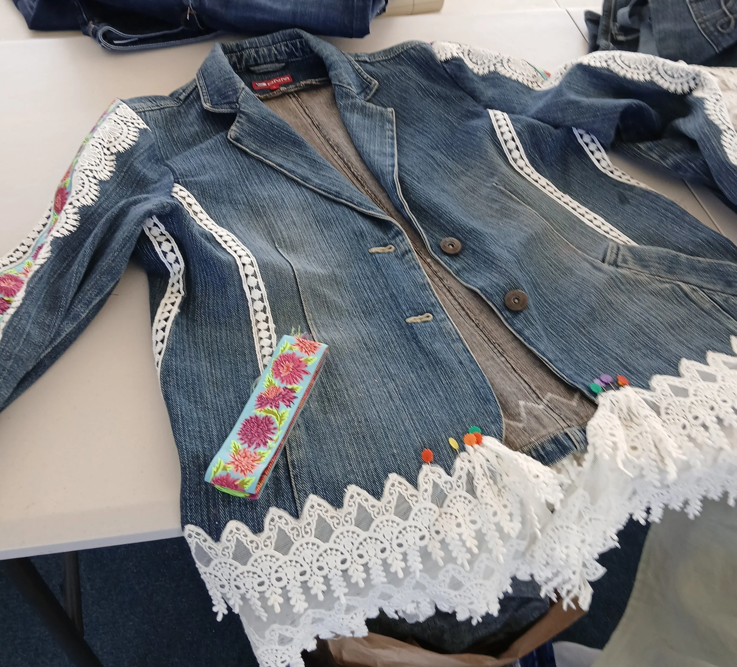 Decon-structed denim day