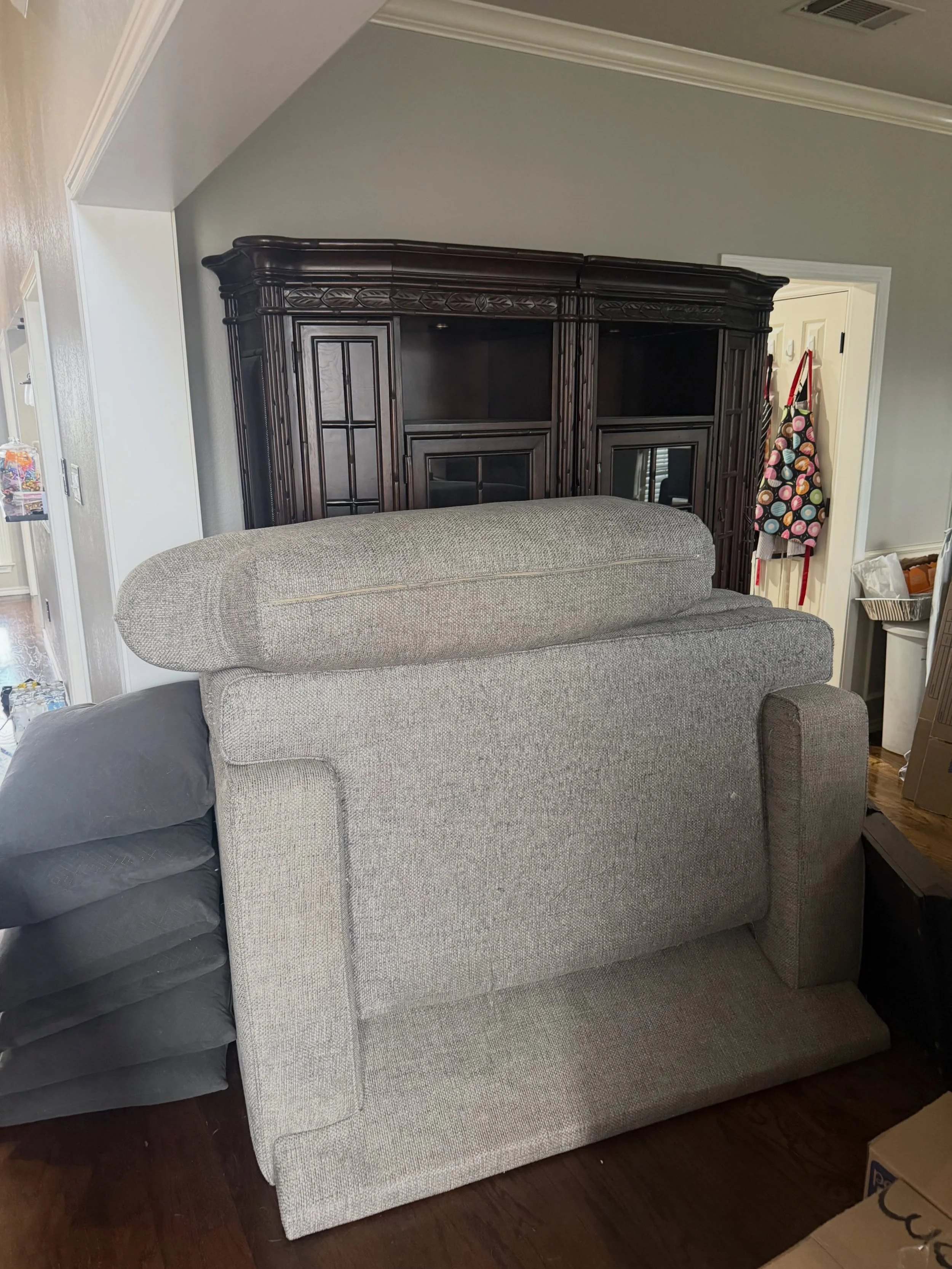 Last job wrapped up for the day! 

We appreciate the folks who keep choosing Golden Standard Junk Removal and recommending us to friends and family.

If you&rsquo;ve got a pile you&rsquo;re tired of looking at, send us a few pictures for a FREE quote