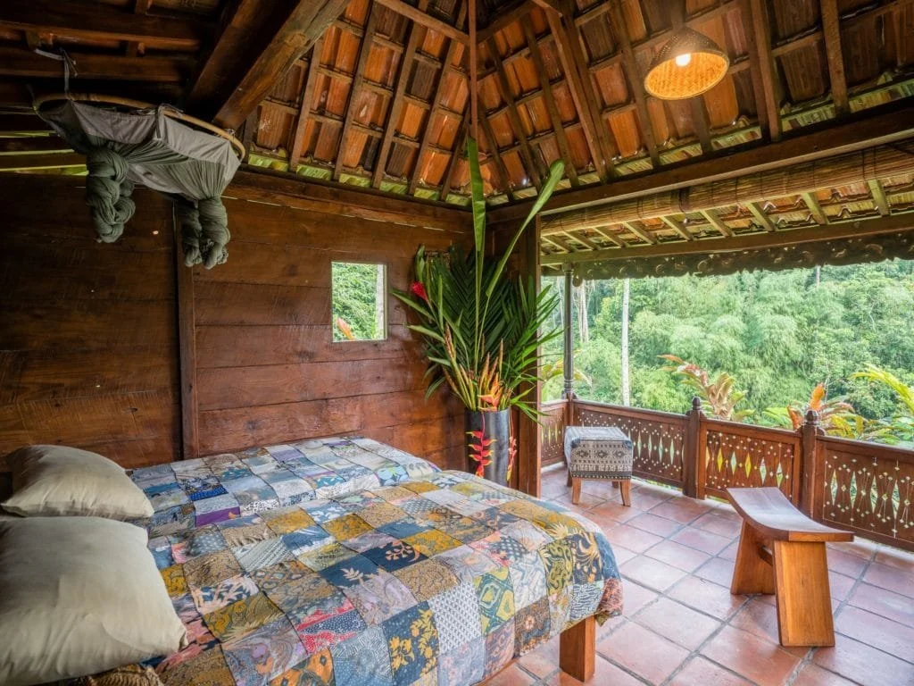 Pondok-Java-Bungalow-Bali-eco-lodge-bedroom2-Bali-Eco-Stay-1024x768-2.jpg