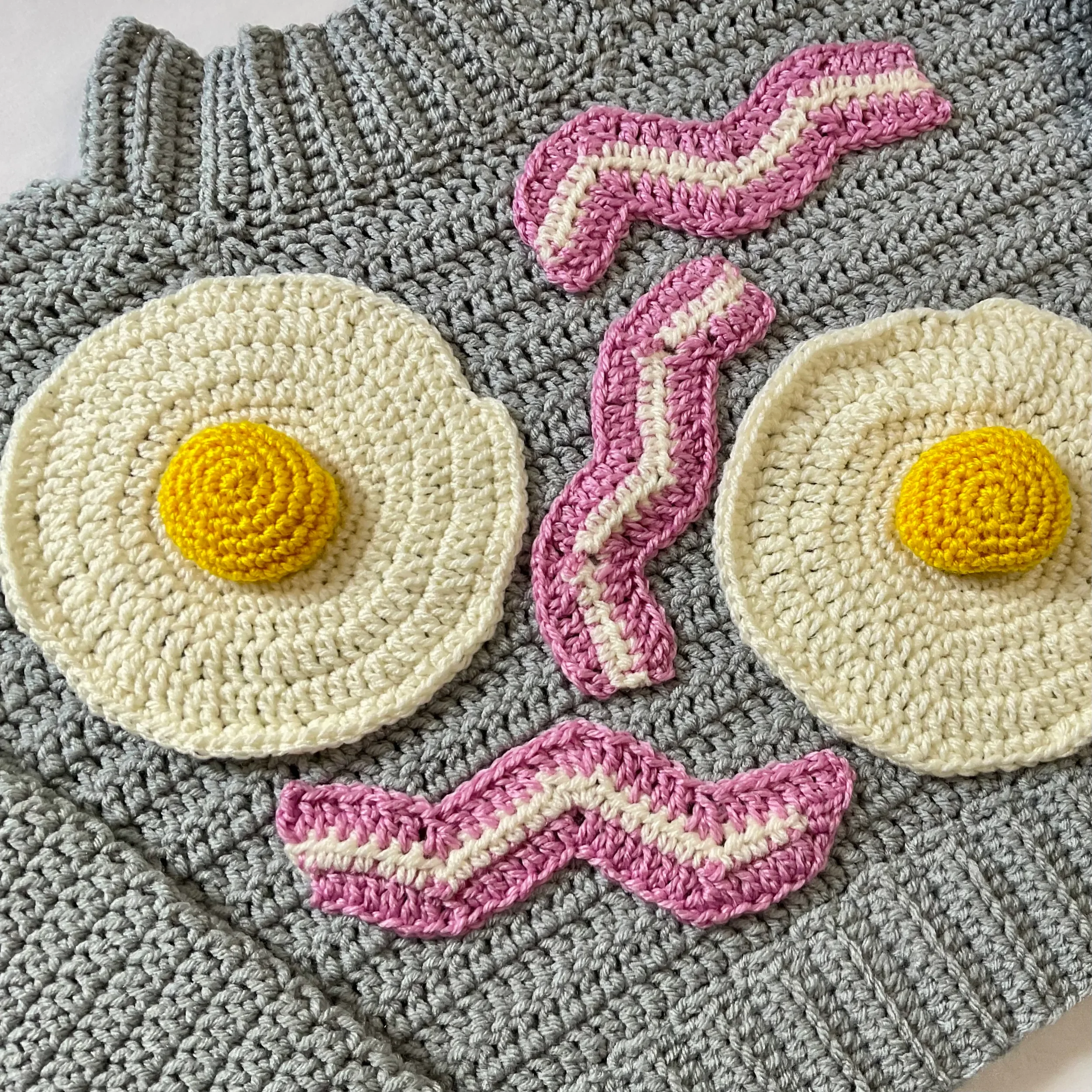 DW-Web-BaconEggsSweater-Detail.webp