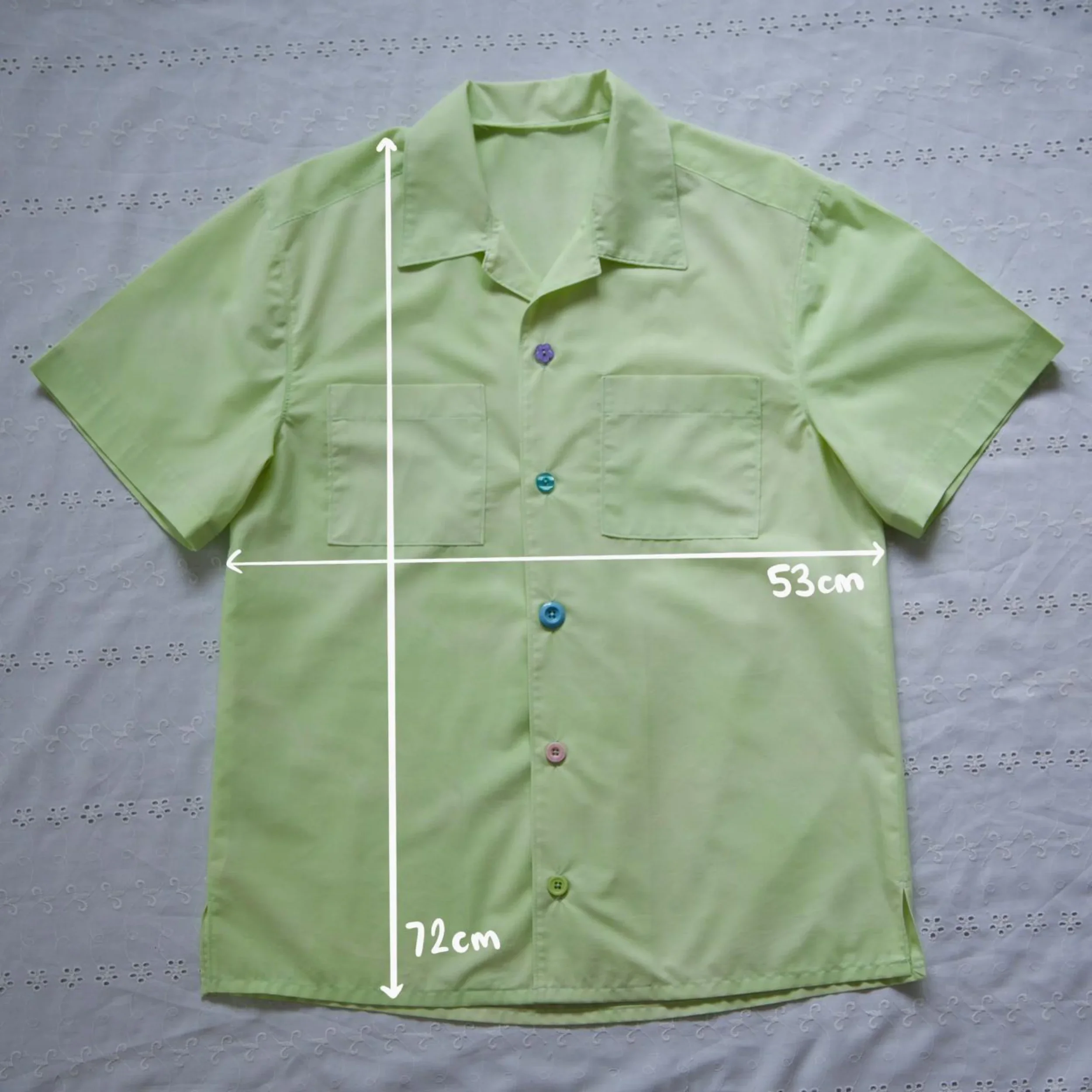 DW-Web-TieTyedShirt-GreenMeasurements.webp