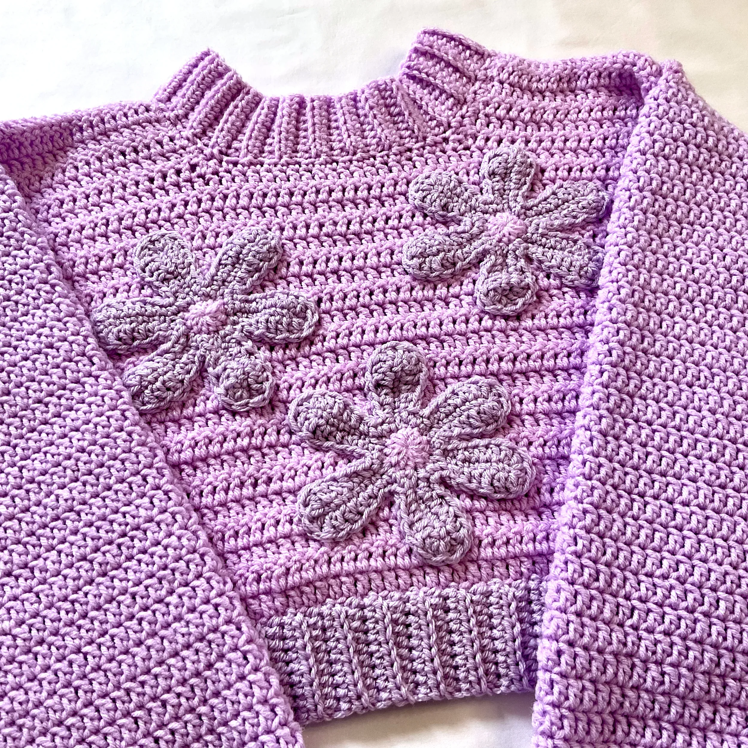 DW-Web-FlowerSweater-Detail.webp