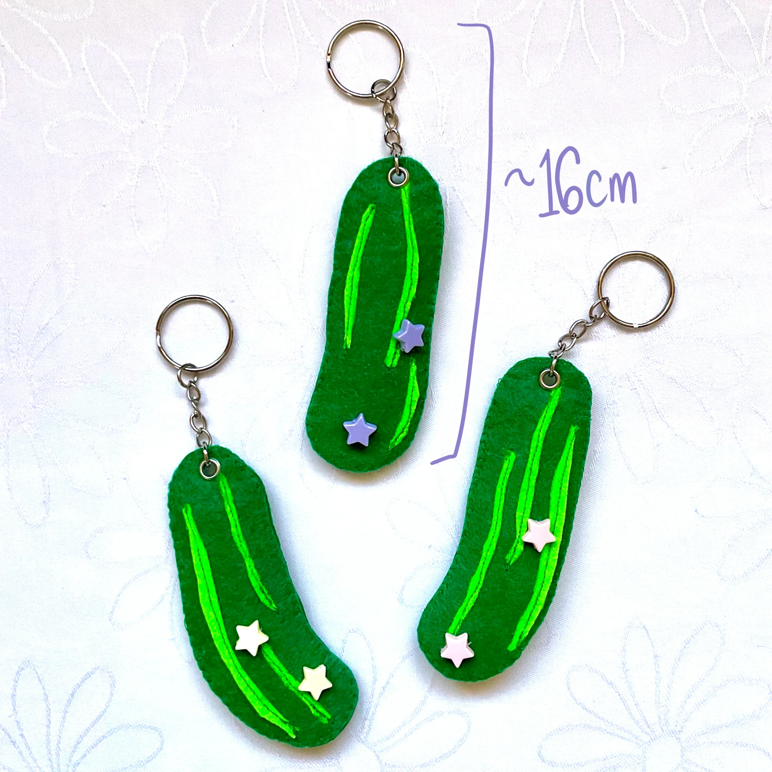 DW-Web-PickleKeychain-Measurements.webp