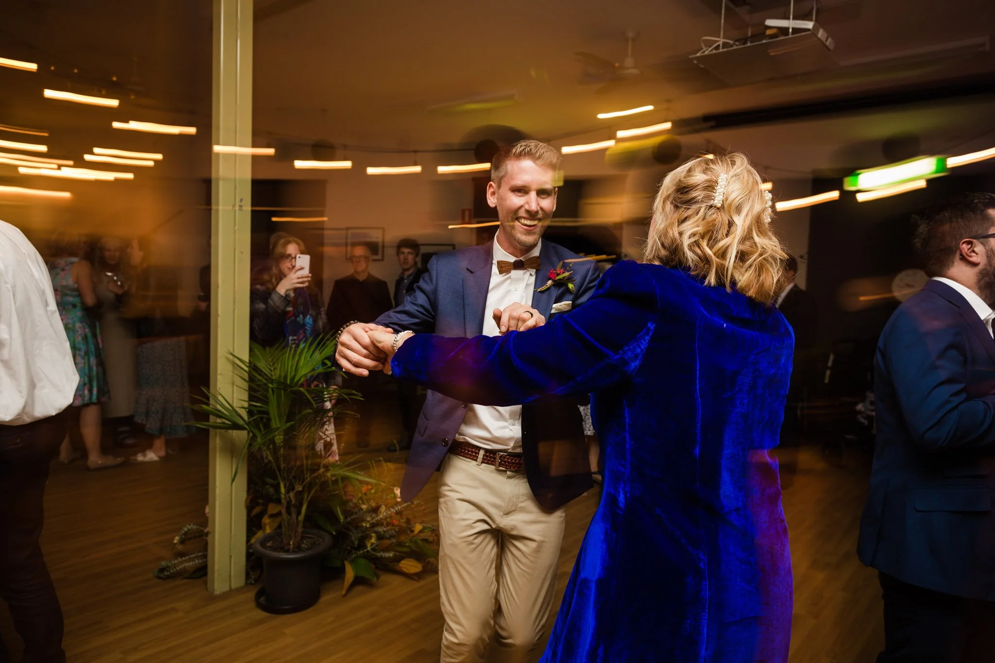christchurch-wedding-photography-forest-ceremony-129.jpg
