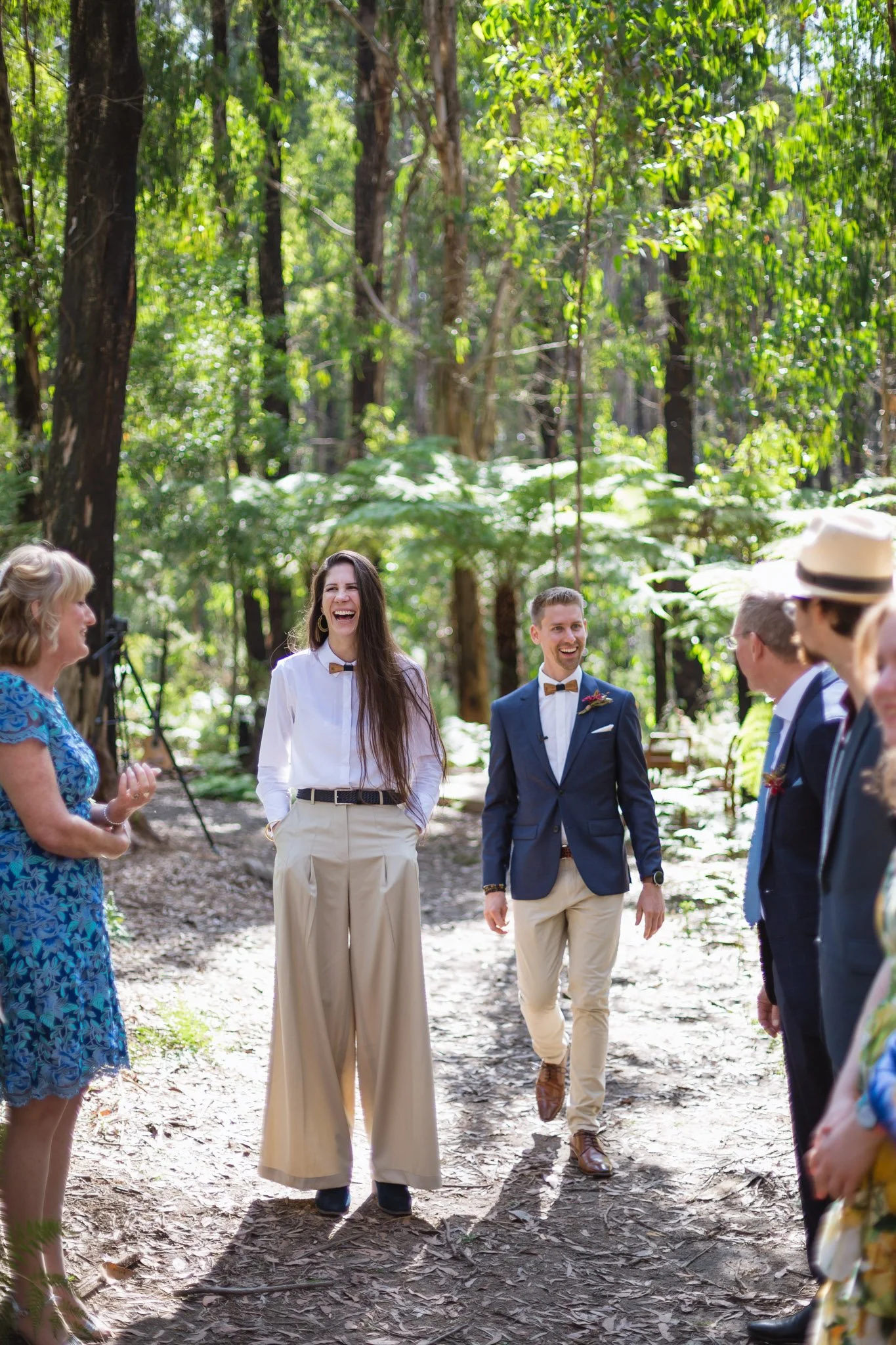 christchurch-wedding-photography-forest-ceremony-49.jpg