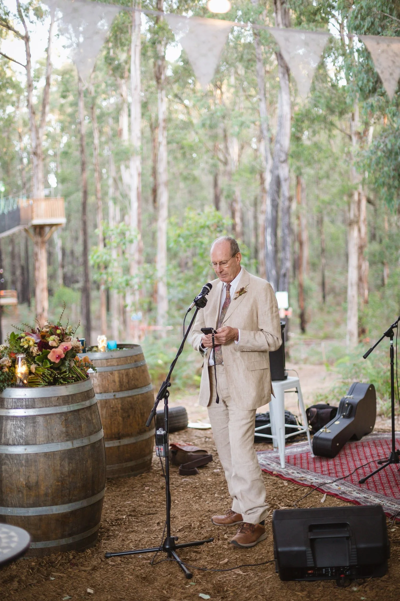 christchurch-wedding-photography-forest-ceremony-105.jpg