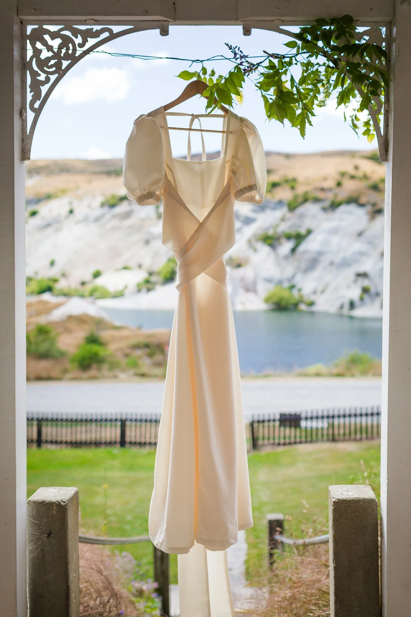 claudia-yvette-central-otago-wedding-4.jpg