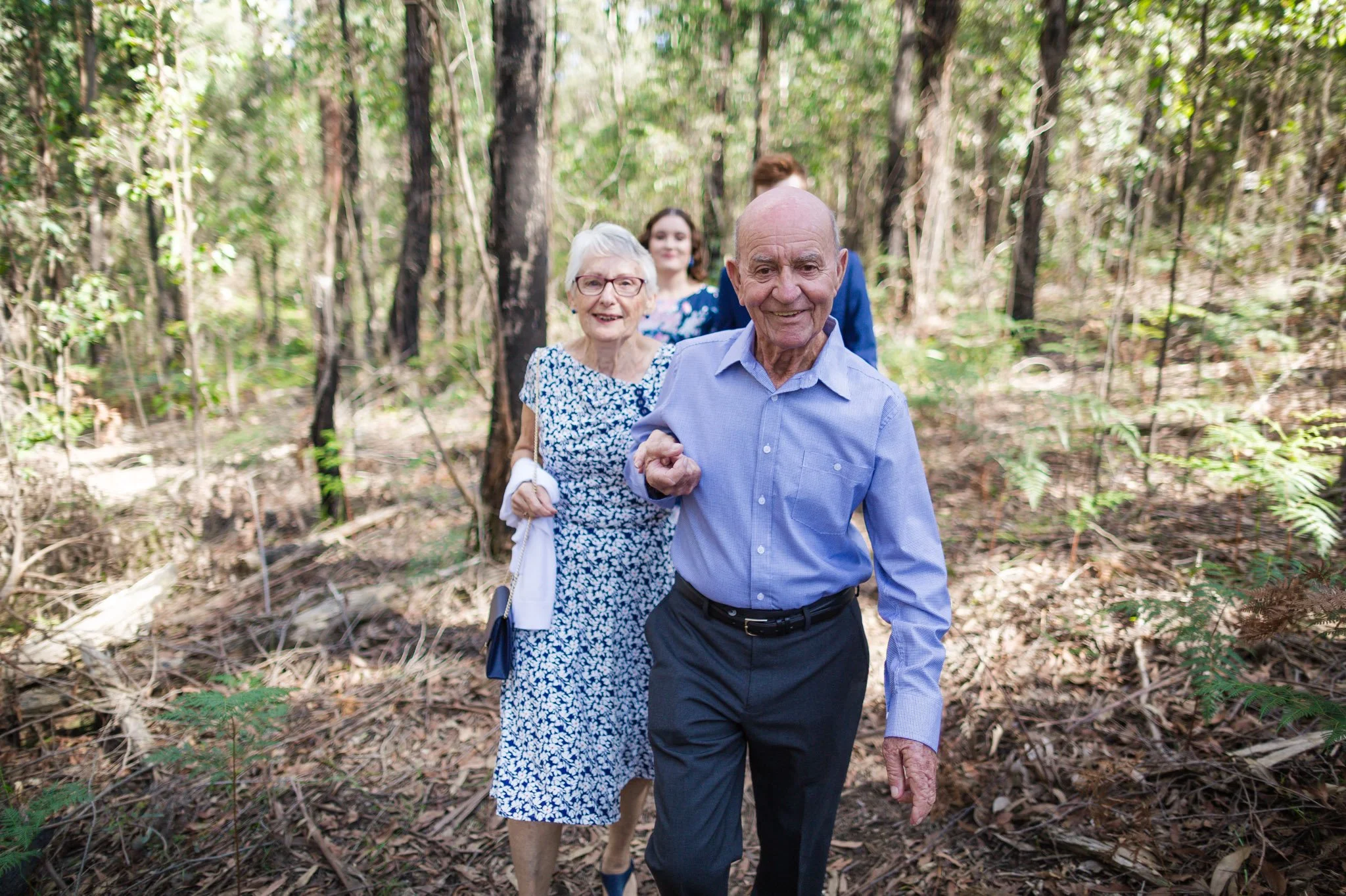 christchurch-wedding-photography-forest-ceremony-44.jpg