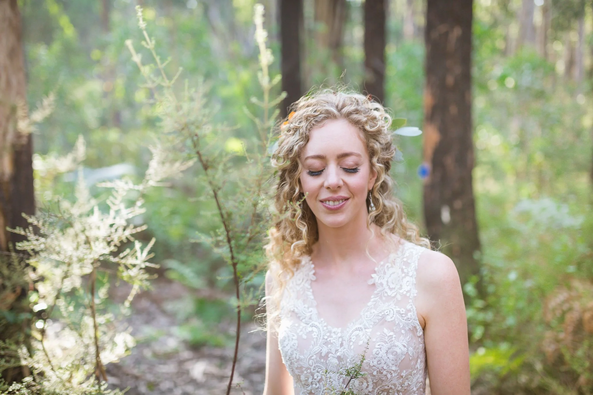 christchurch-wedding-photography-forest-ceremony-80.jpg