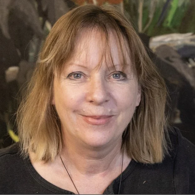 elaine miller headshot