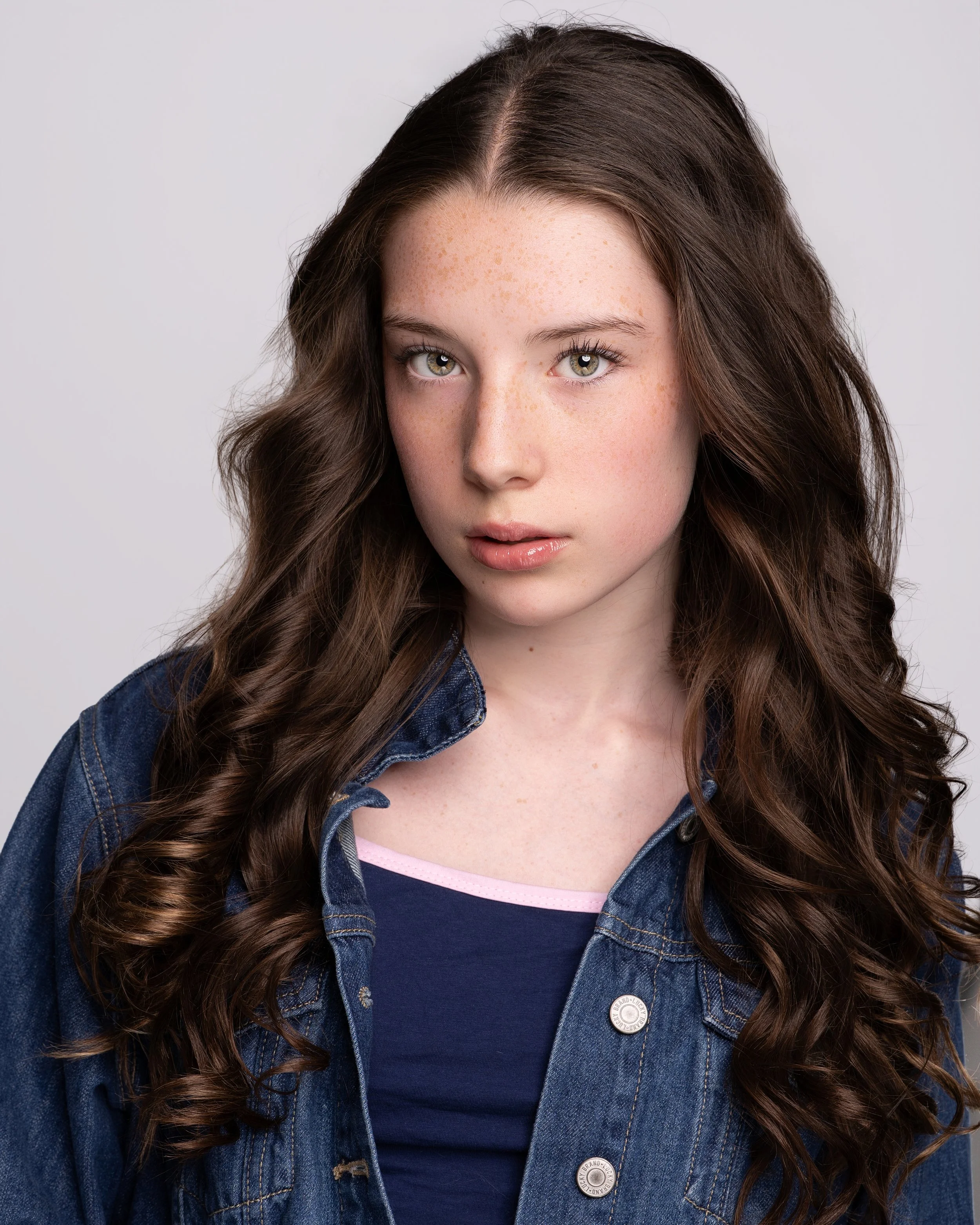 HEADSHOT-(1 of 1).jpg