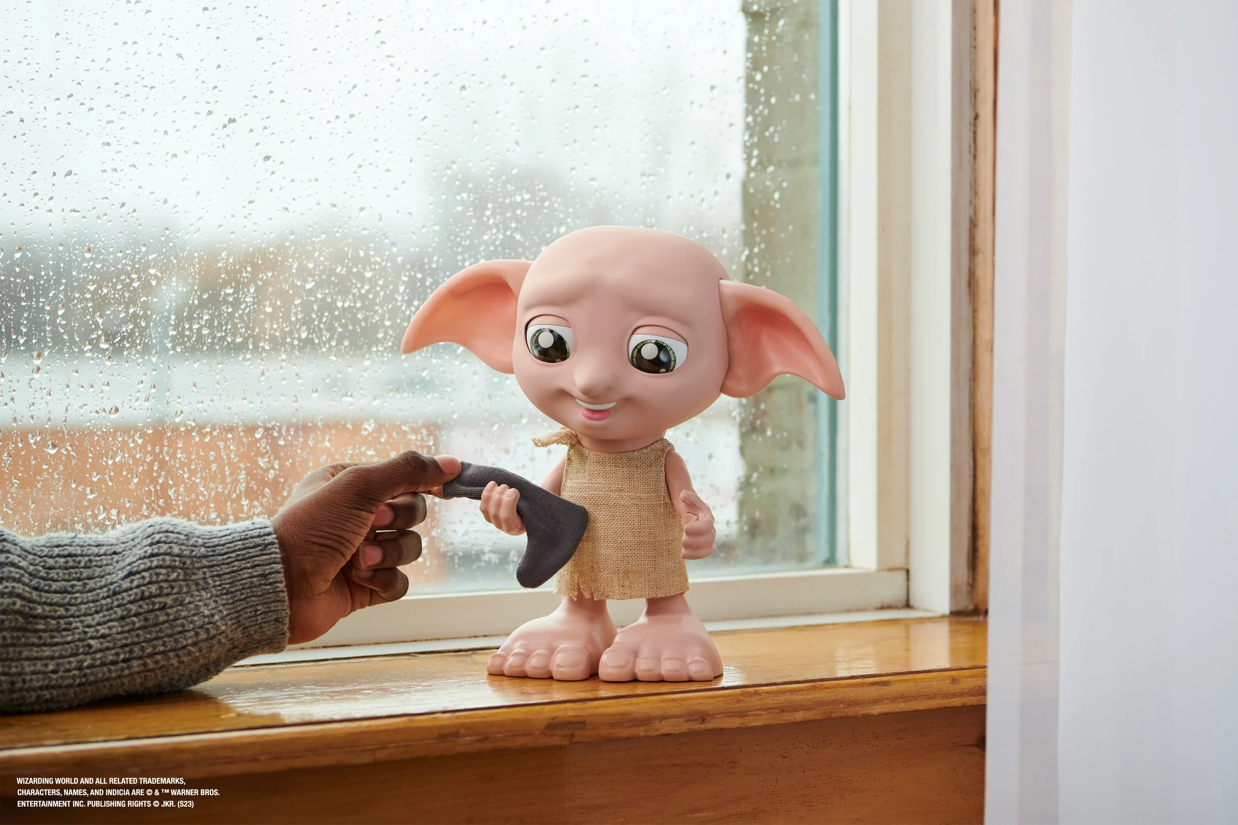 778988248669_20142487_Interactive Dobby_GBL_Product_10.jpg