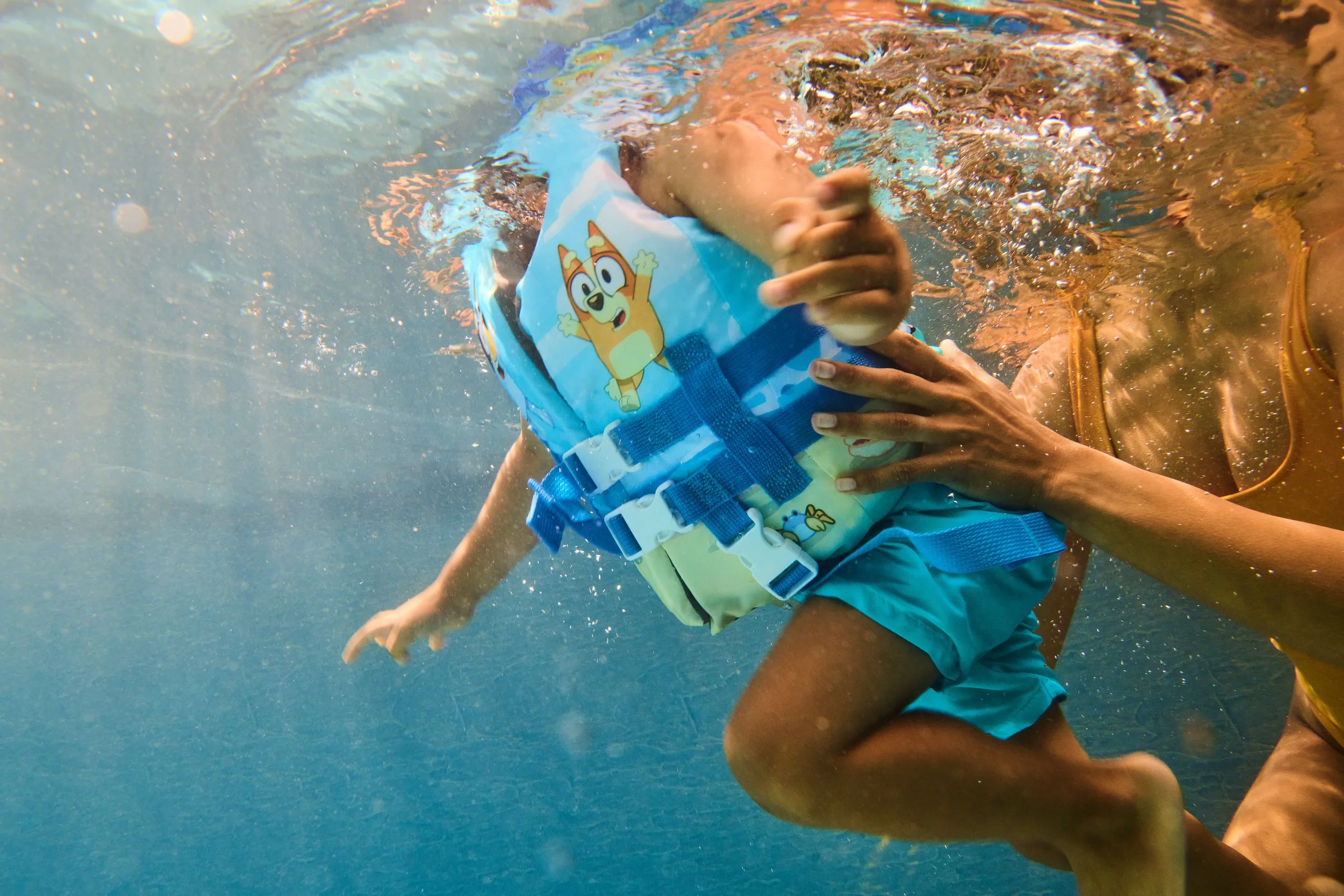 681147039261_20149196_Bluey_Life Jacket_NTL_Product_9.jpg