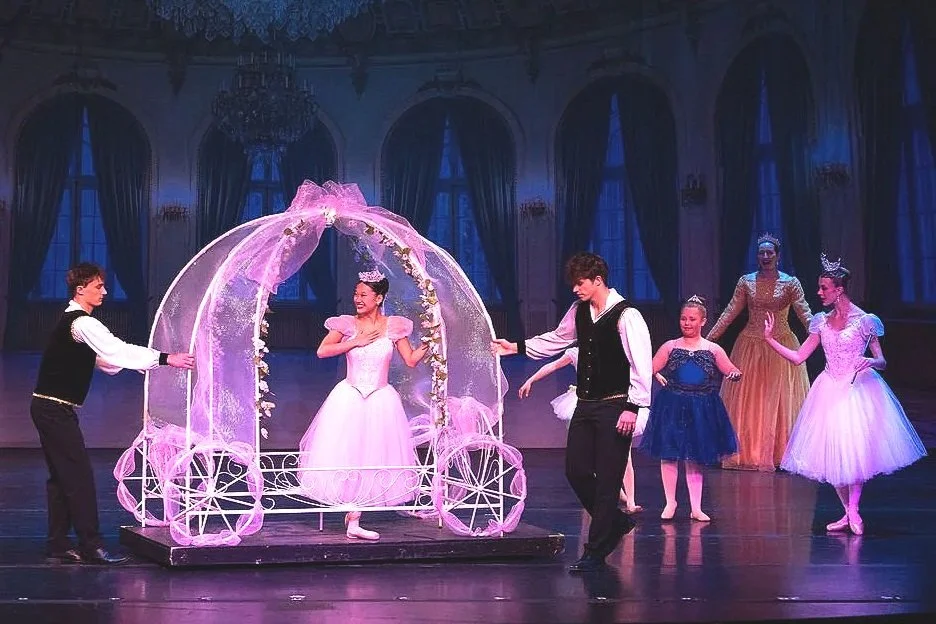 1154_DG_EtudesBallet_Cinderella_2026_photosbyAllisonArmfield-590.jpg