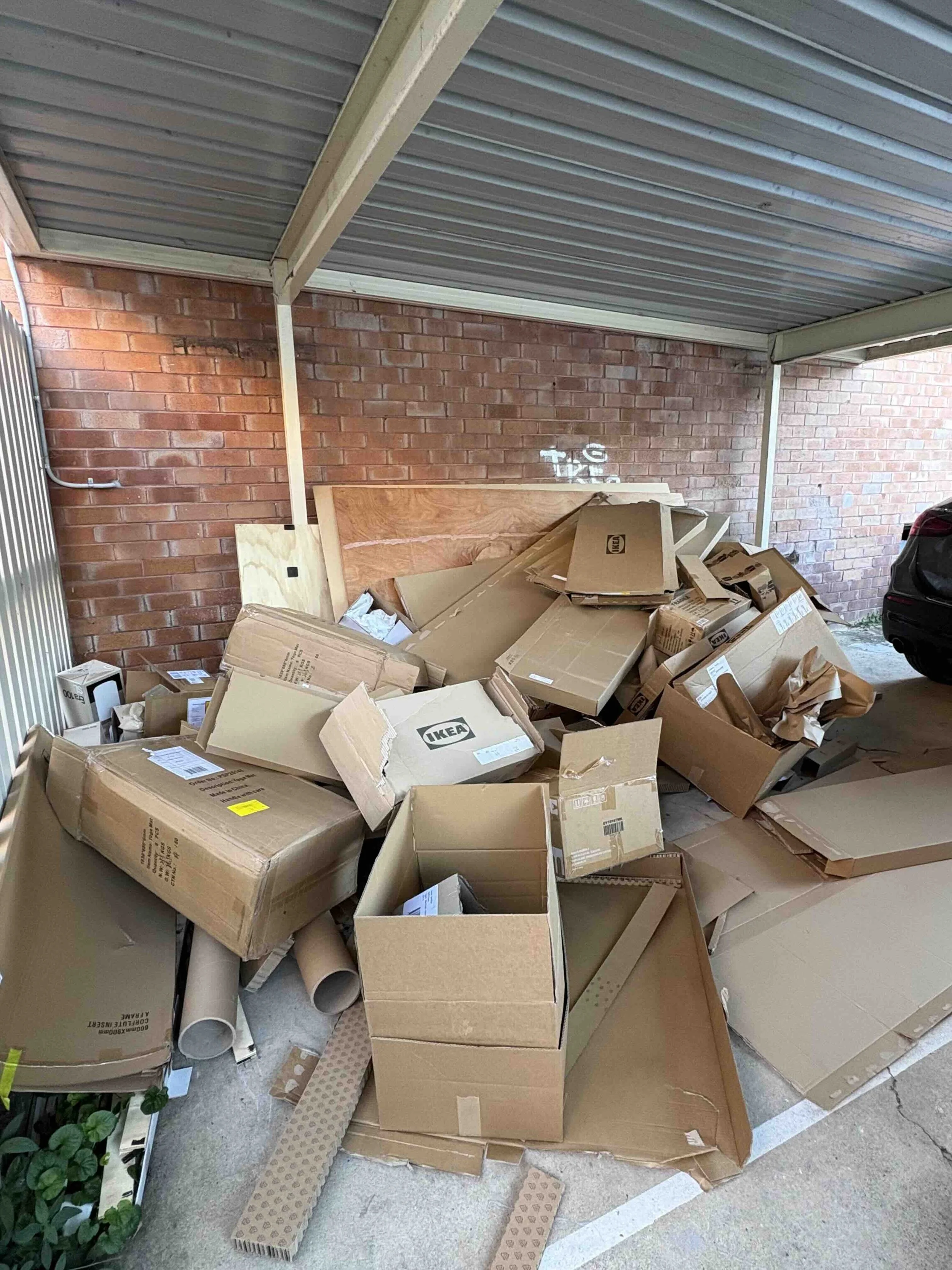 the studio rubbish.jpg