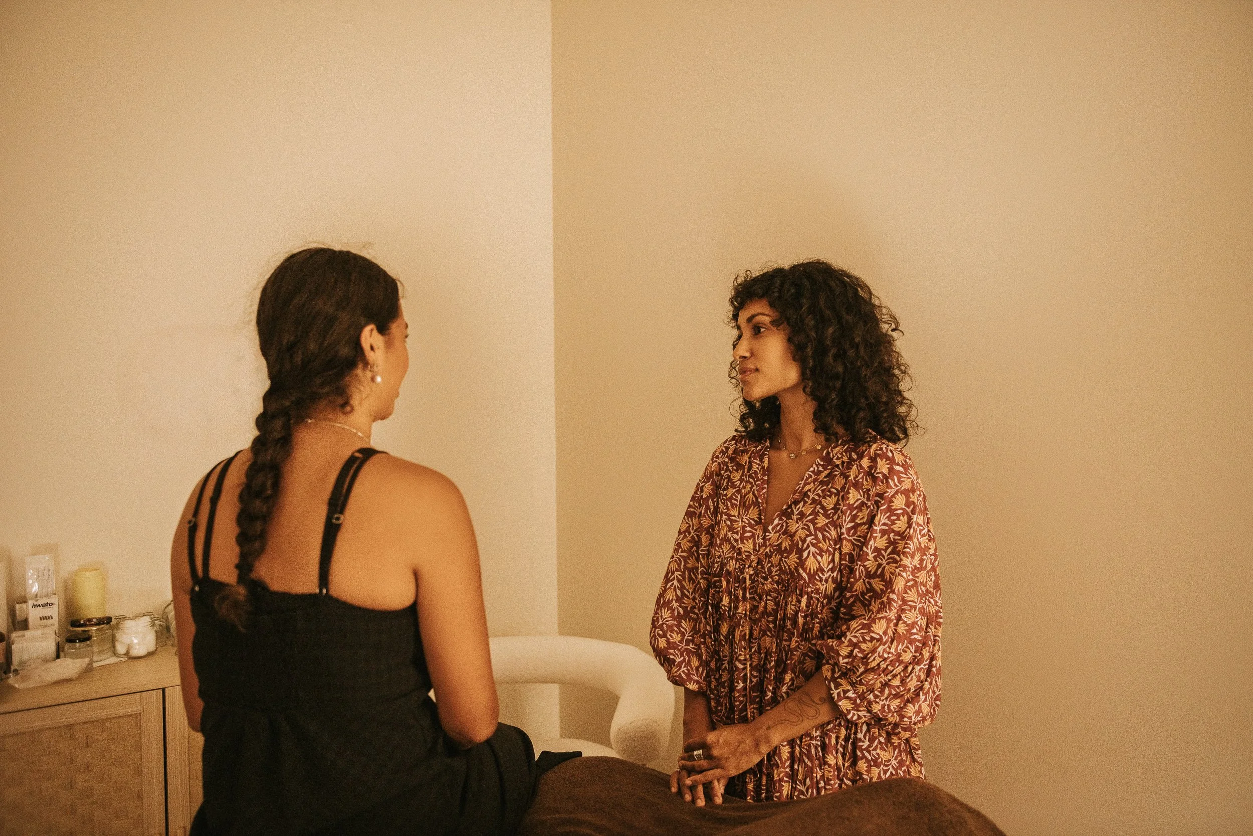 * Acupuncture treatment Sunshine Coast
* Chinese medicine clinic Sunshine Coast
* Holistic acupuncture in Pomona
* Natural pain relief Sunshine Coast
* Acupuncturist treating back pain
* Women’s health acupuncture Sunshine Coast
* Relaxing