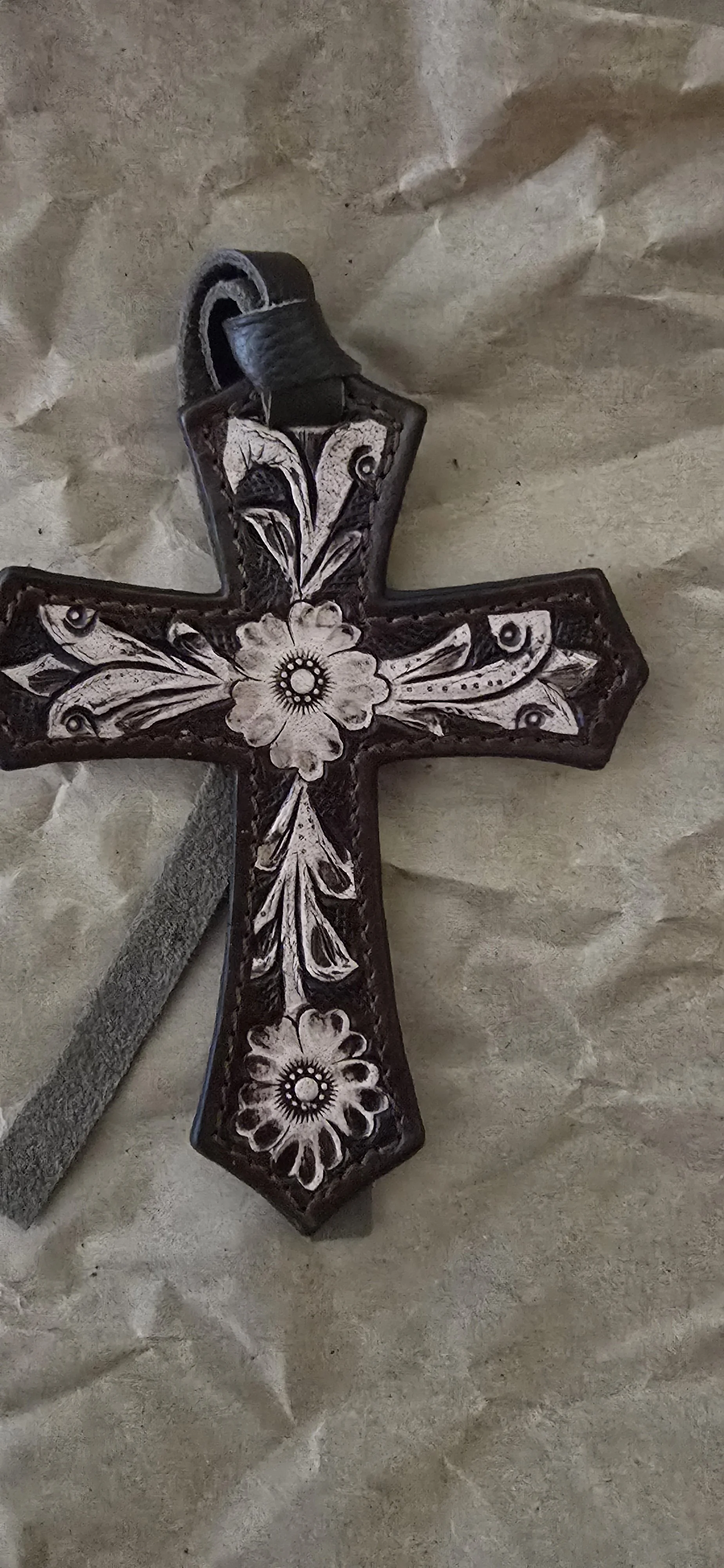 Leather Cross brown washout