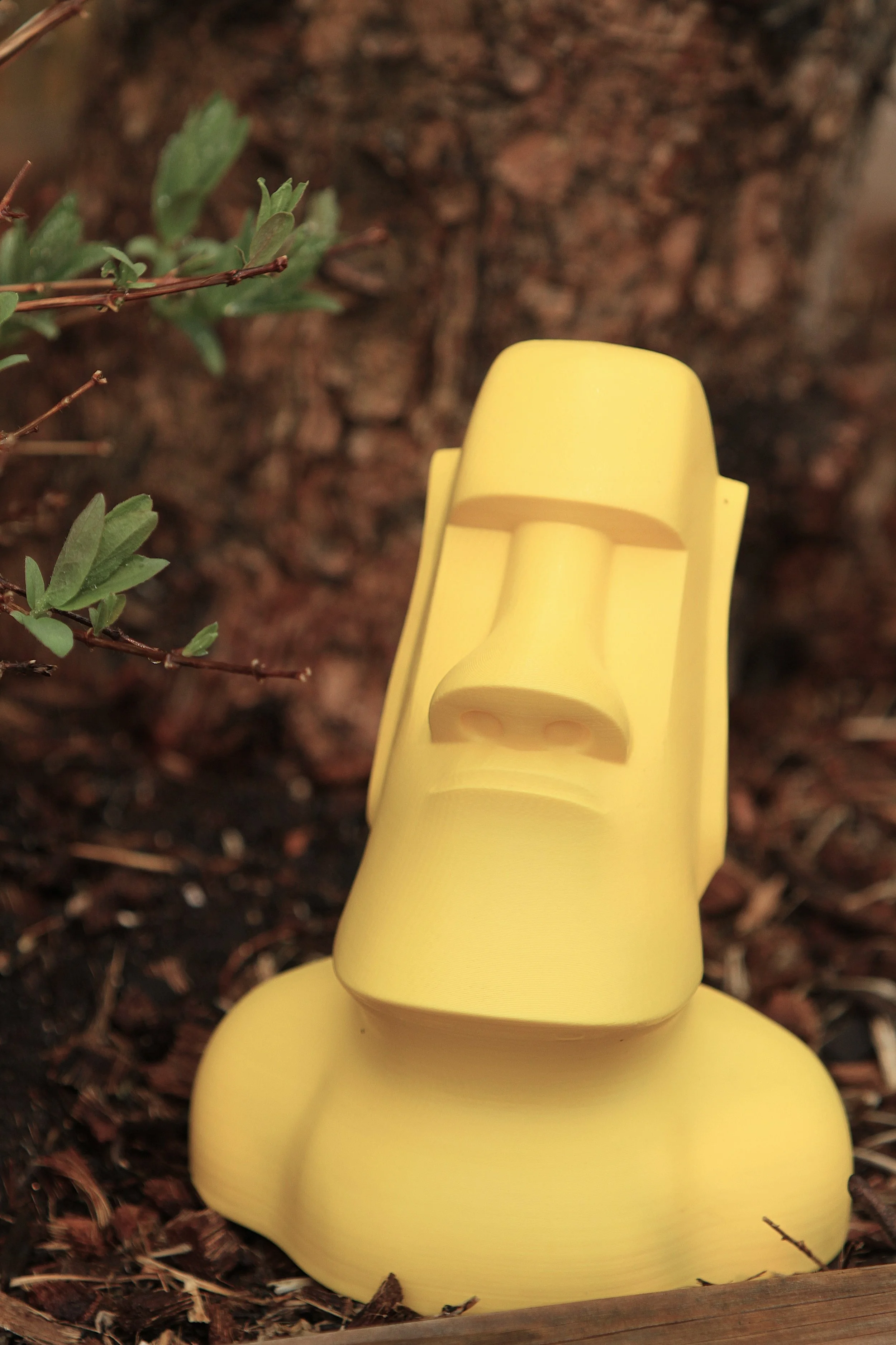 Yellow Moai.JPG