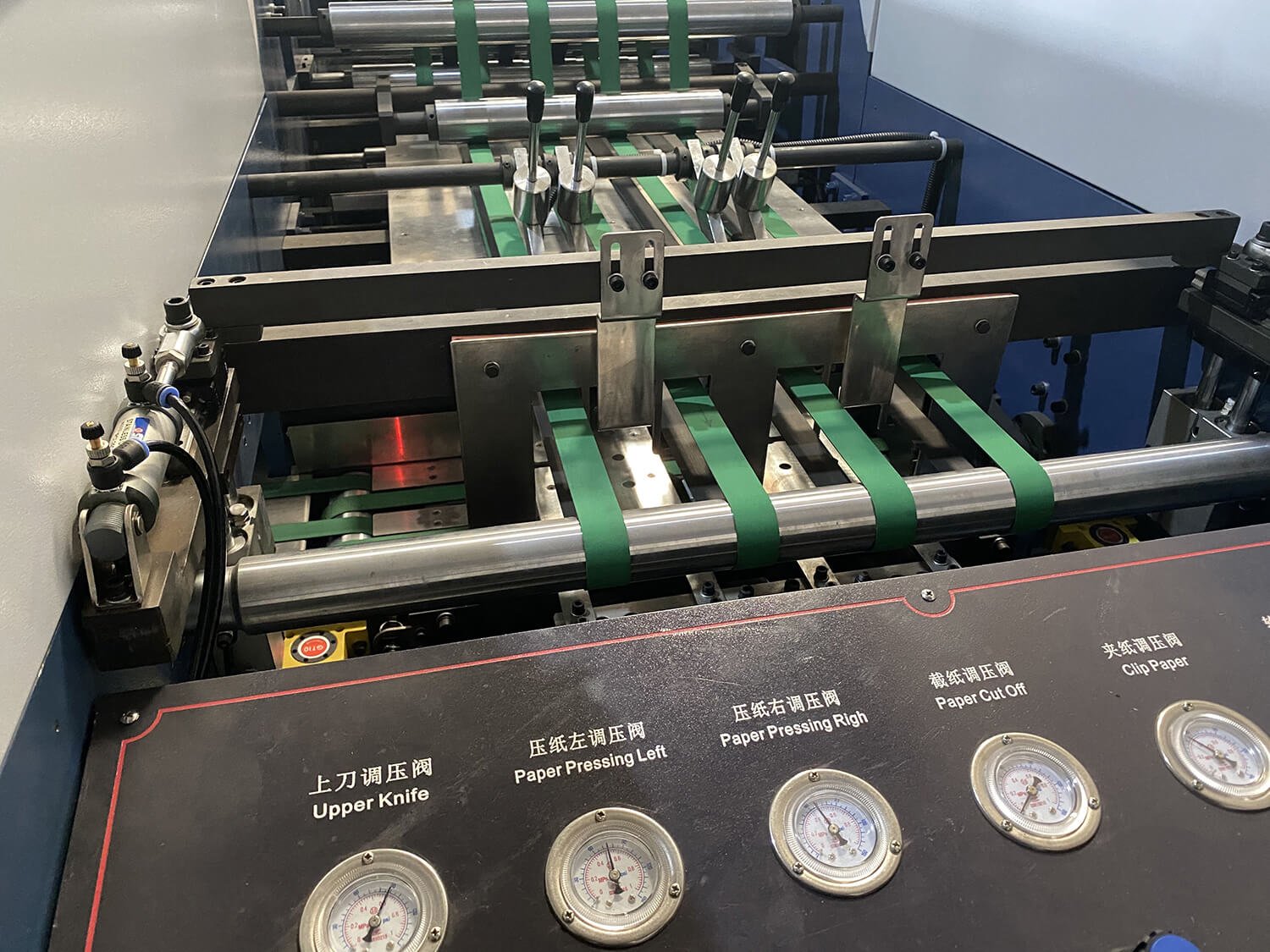 A4-paper-machine-overlap-unit-173609.jpg