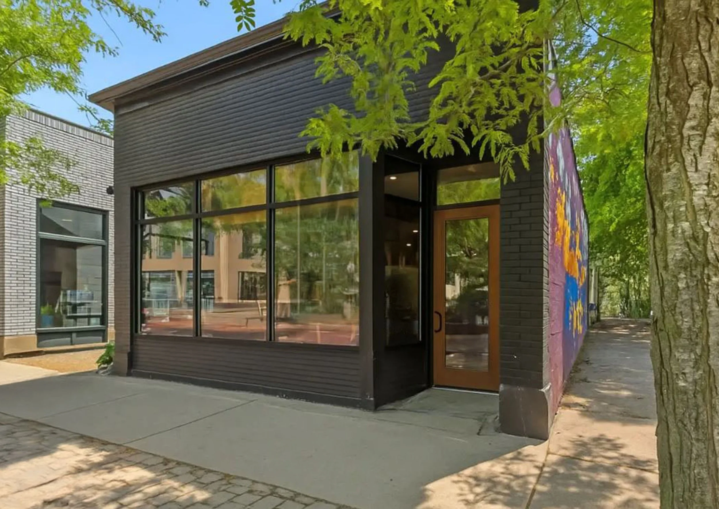 Commercial property located at 1044 Wealthy Street SE in Grand Rapids, Michigan. Past commercial real estate transaction represented by Erin Peterson, highlighting experience in the vibrant Wealthy Street business corridor.